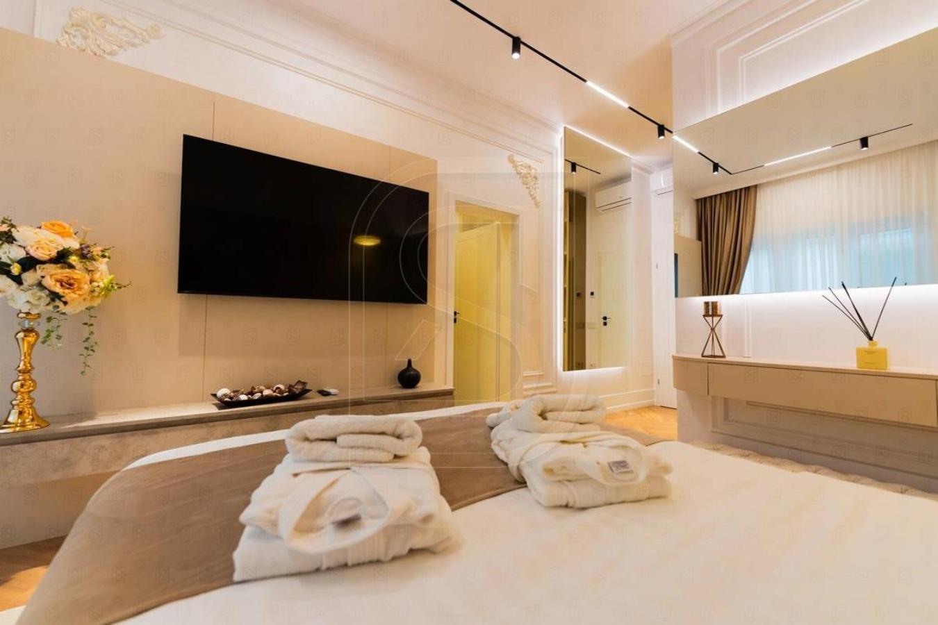 Rosenthal By Kristal Collection Apartment *