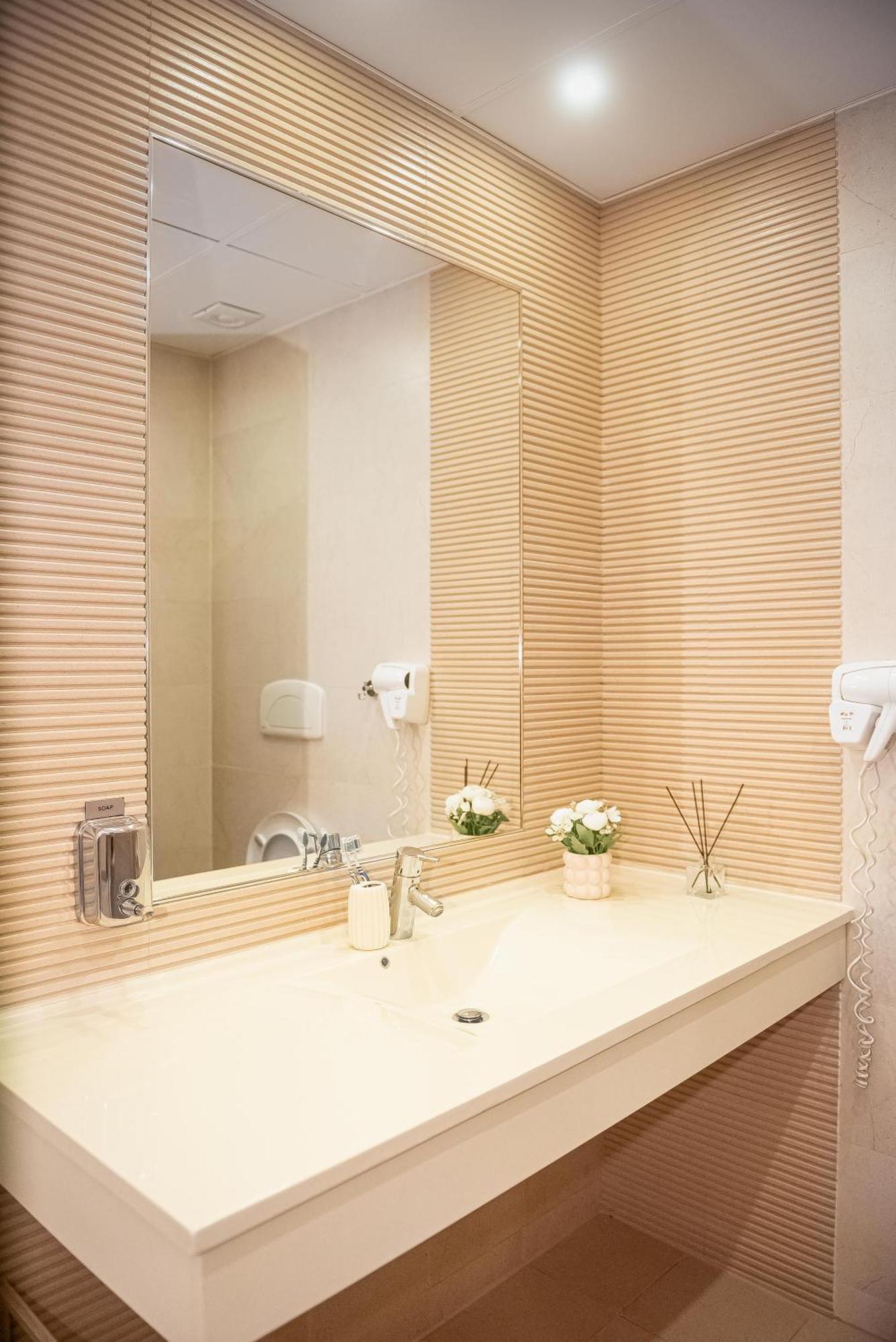 Aparthotel Deluxe & With Many Facilities