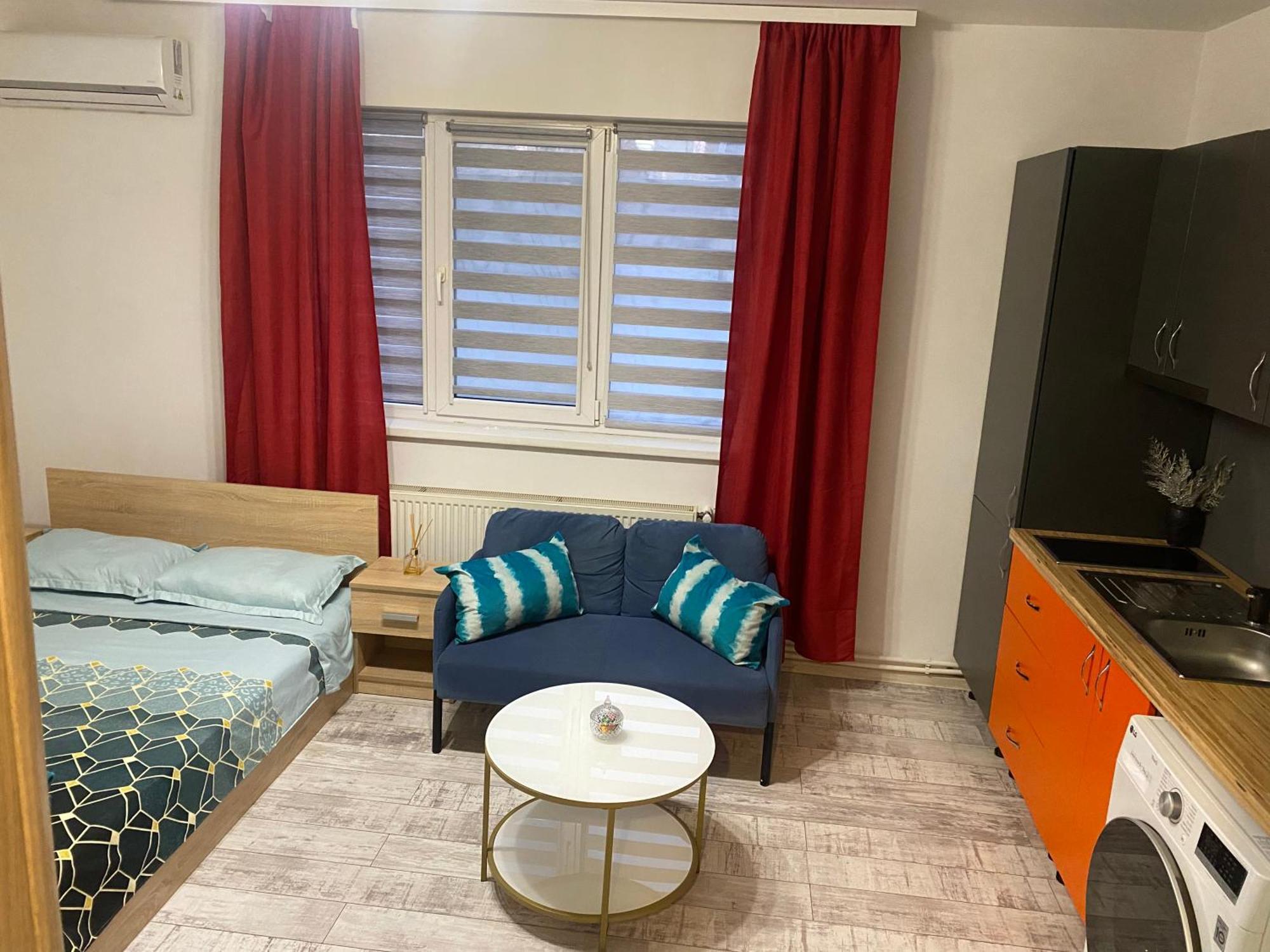 Sofi Apartment