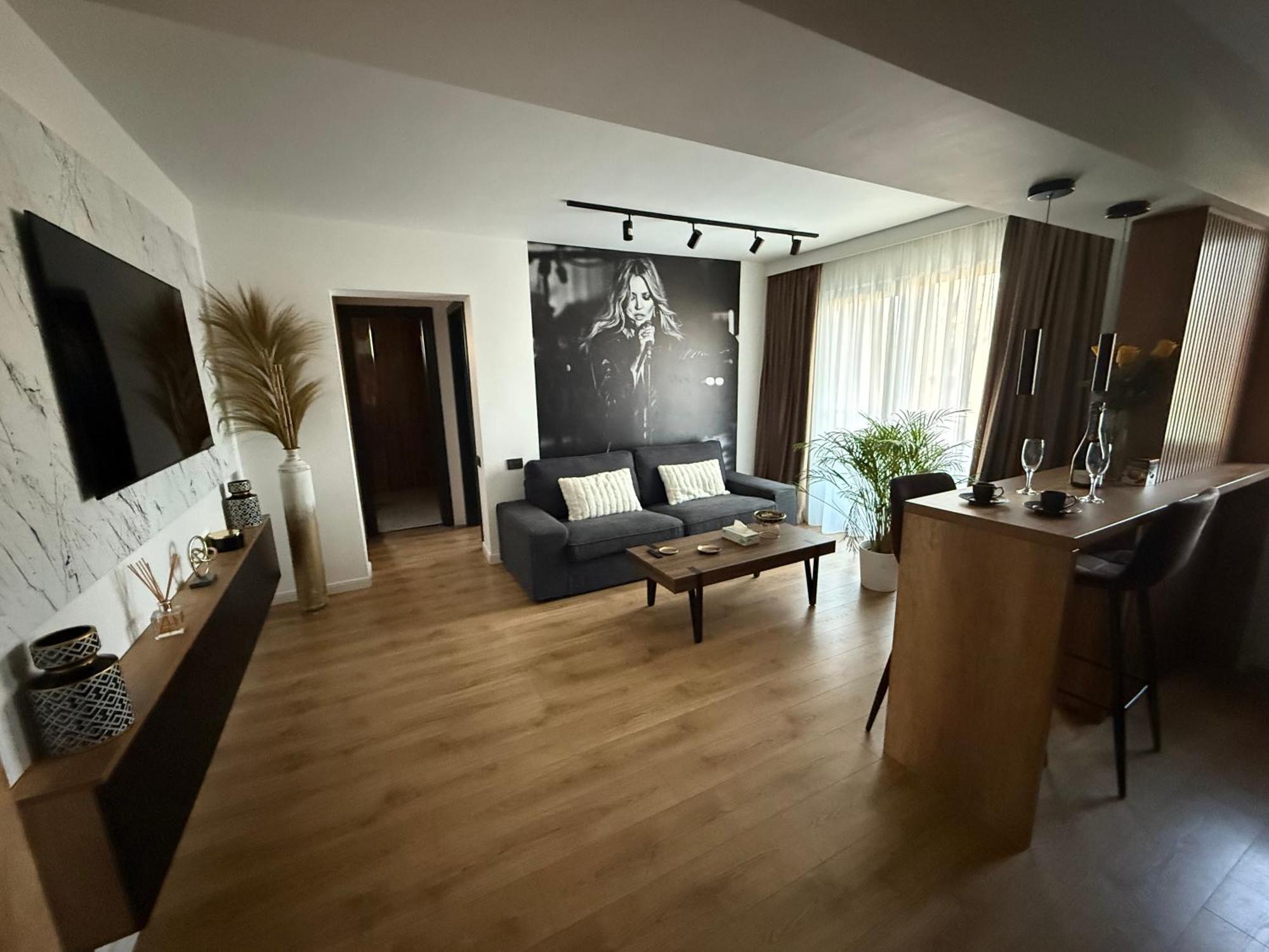 The Urban Retreat Apartment