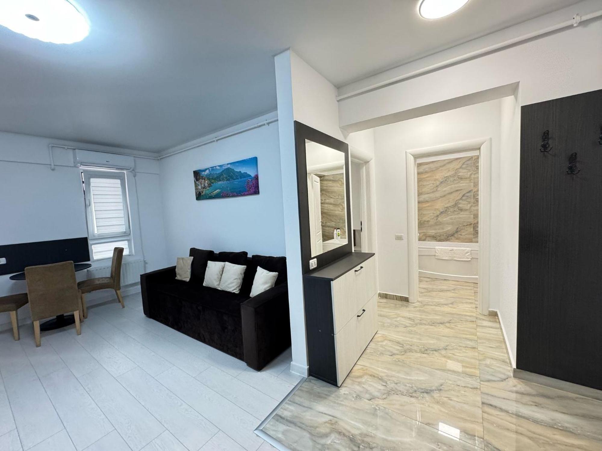 Address Towers By Glam With Parking Apartment