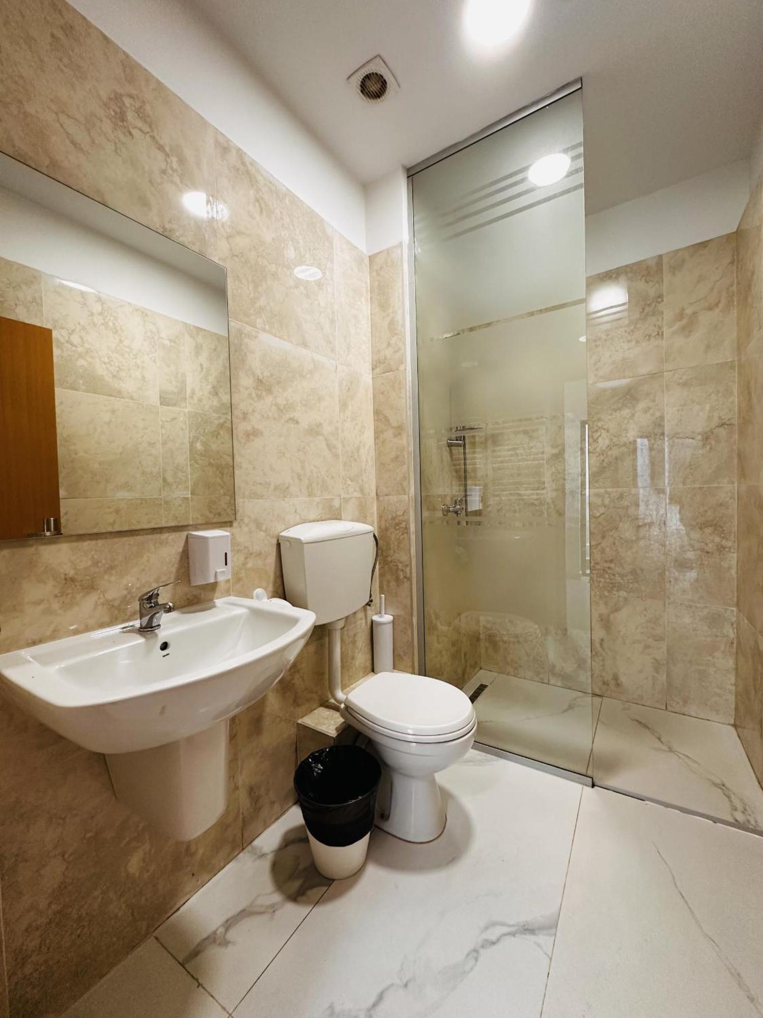 Continetal Standard Apartment *