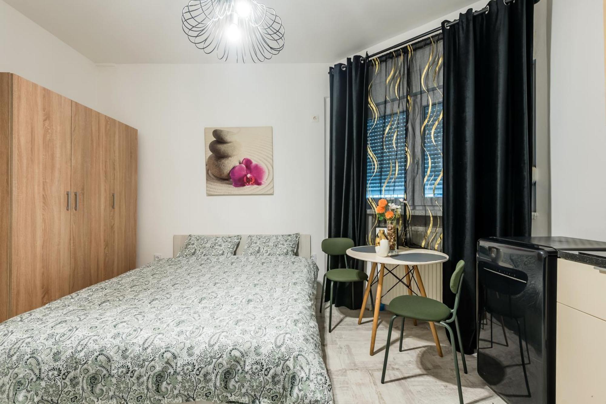 Apartment Guest 3 *