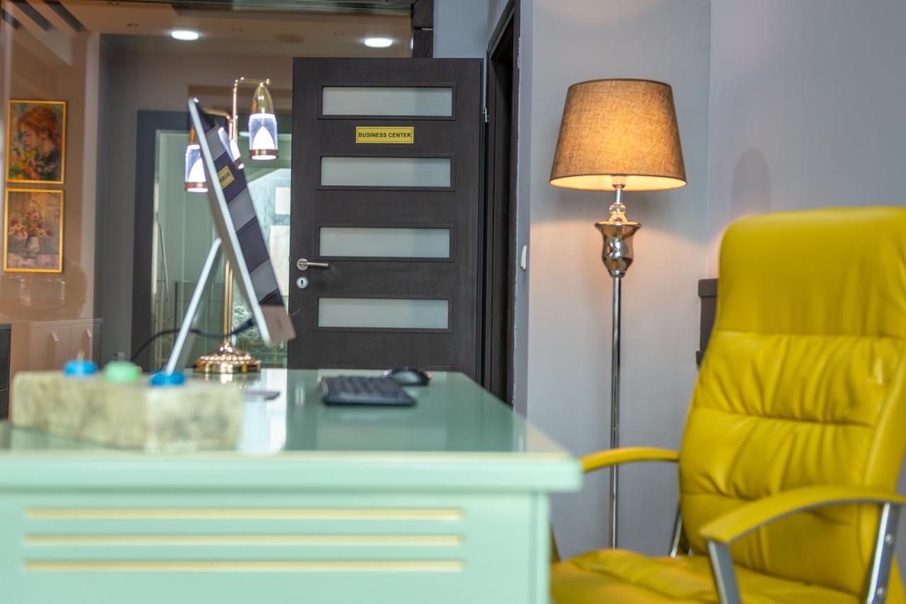 Hotel Phoenicia Express