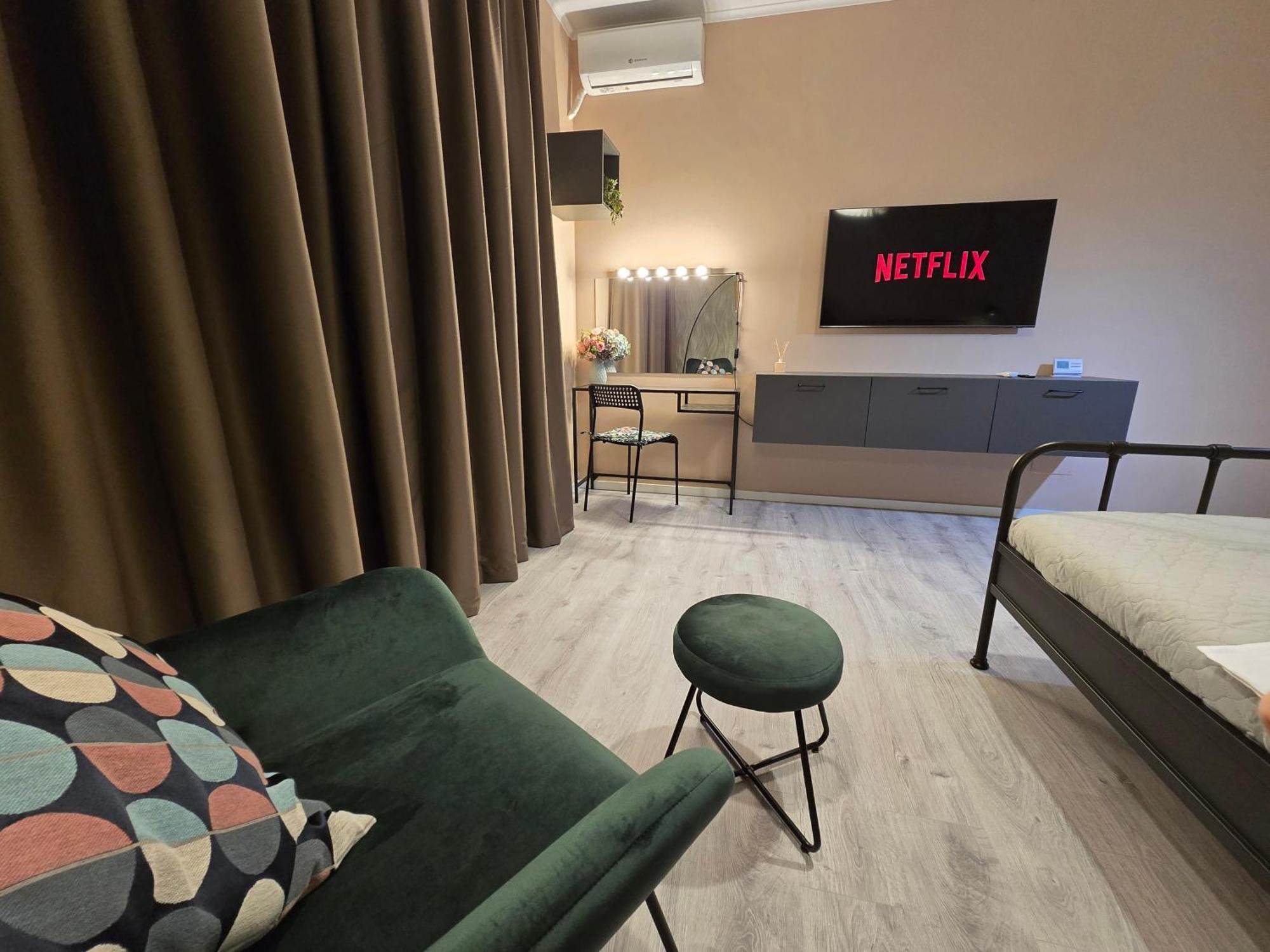 Apartment Exigent Plaza - Free Parking