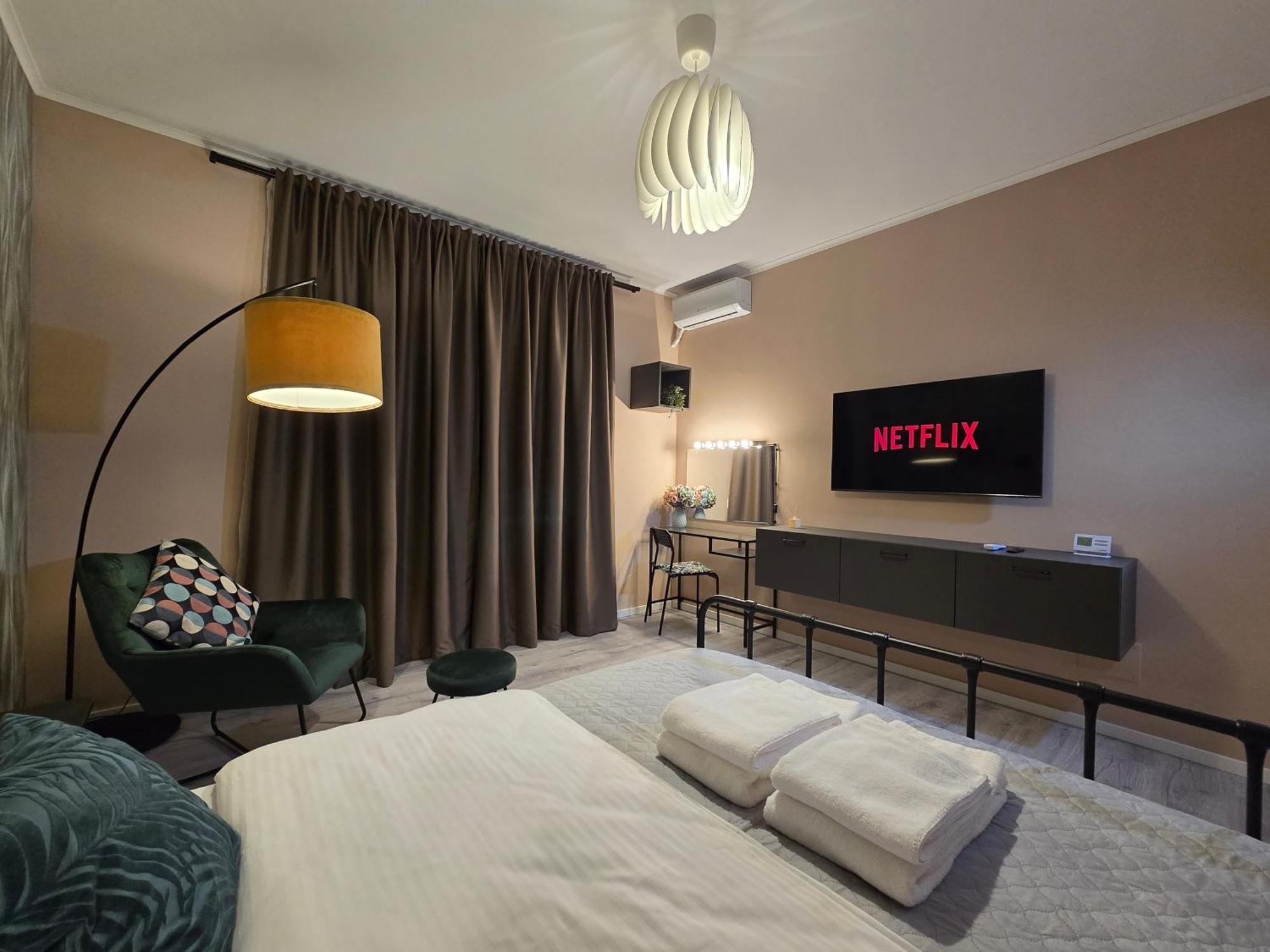 Apartment Exigent Plaza - Free Parking