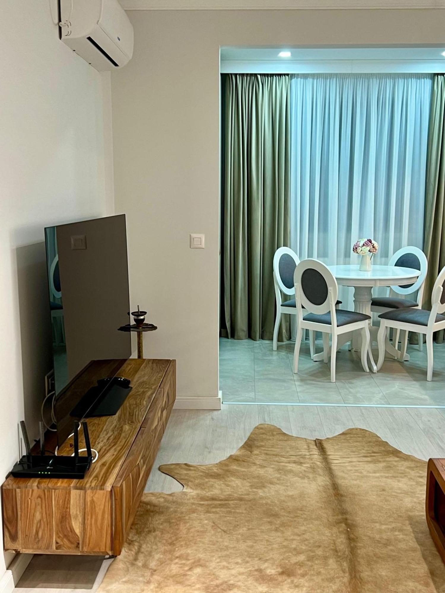 Apartment Hils Hotel Apartment By Warm Bucharest