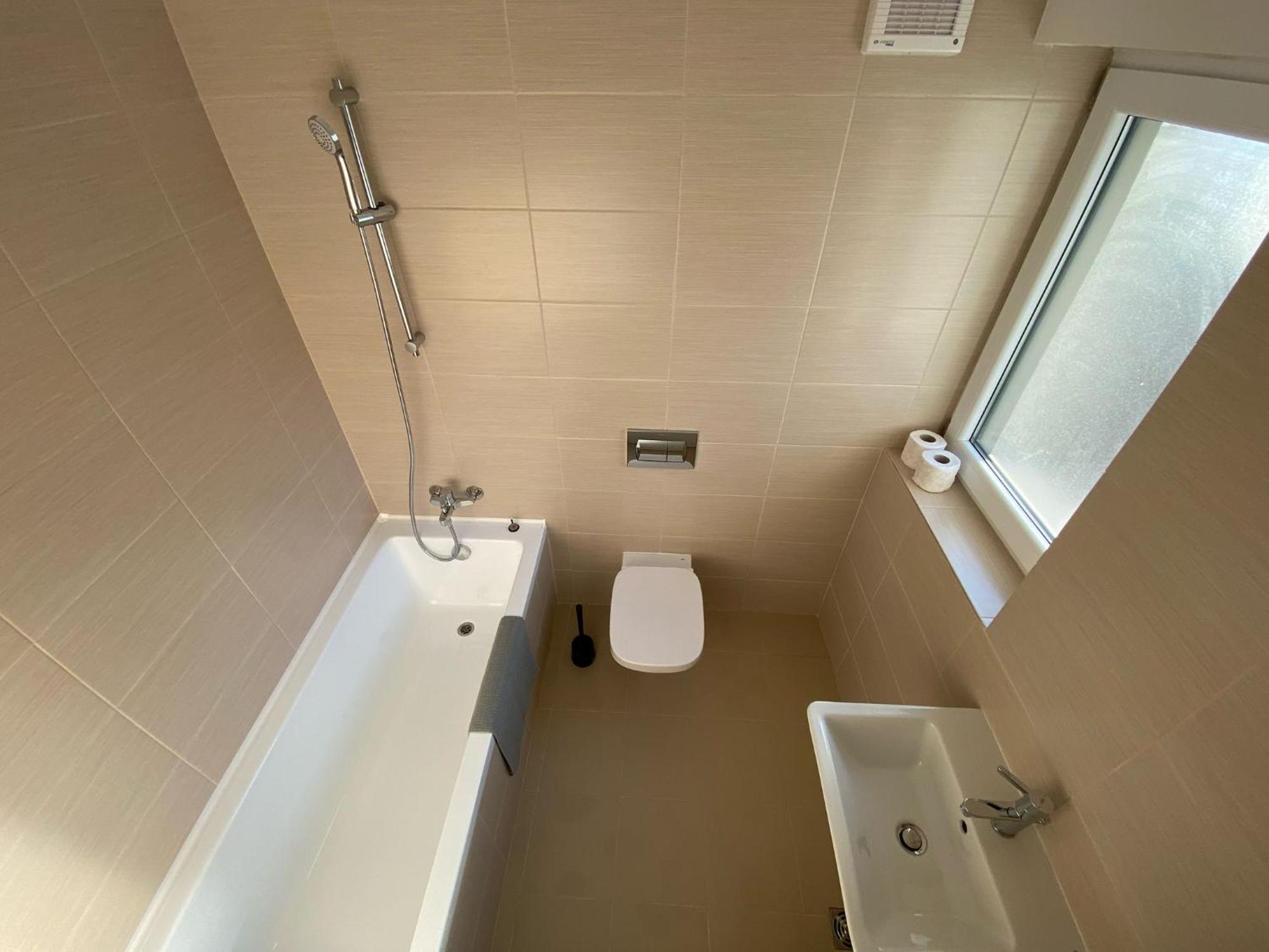 Apartment 109-5 With Roof View Bucharest