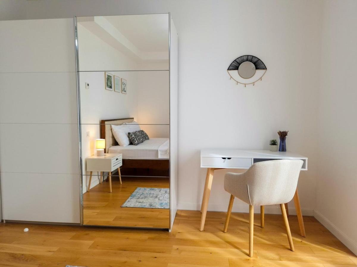Apartment Blue Royale Bucharest