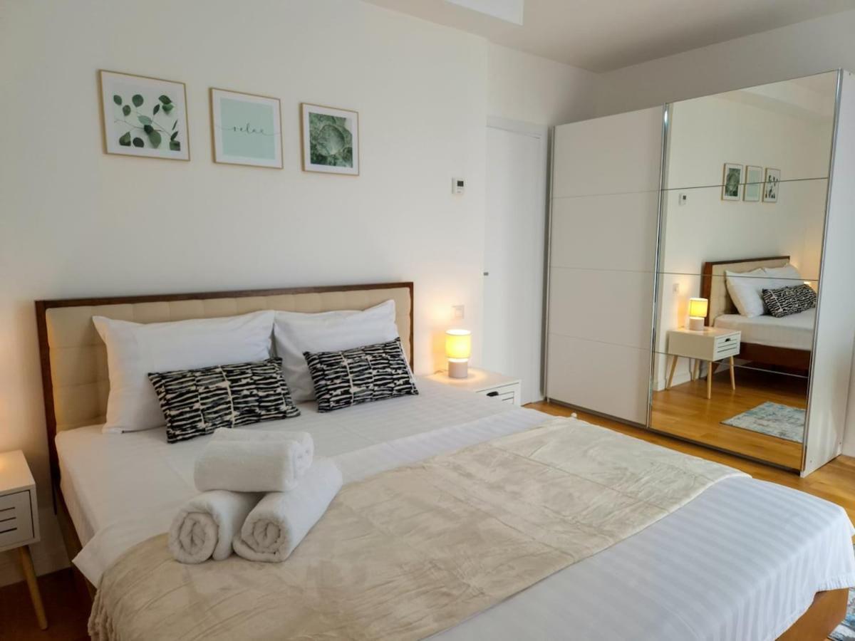 Apartment Blue Royale