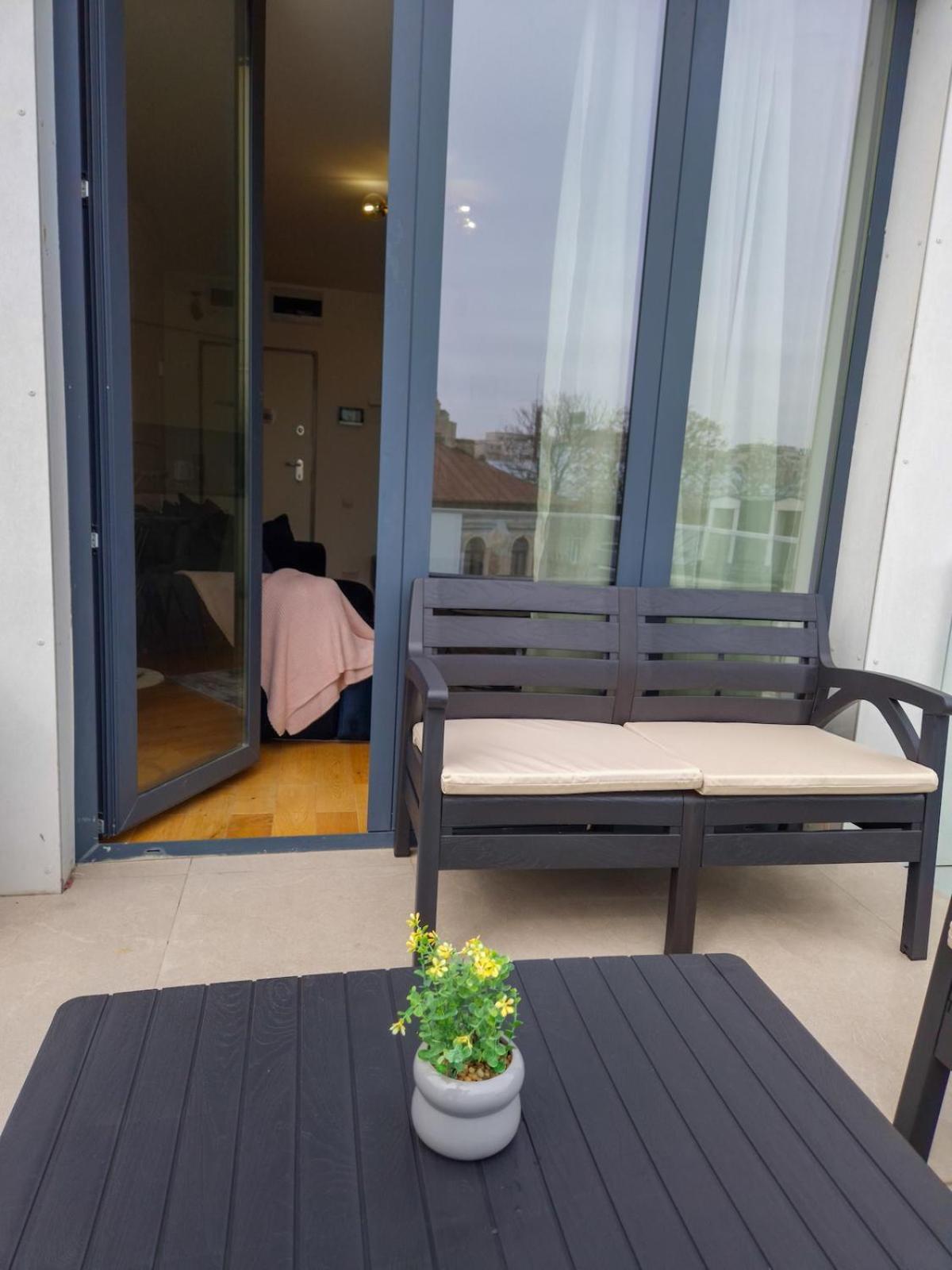 Blue Royale Apartment Bucharest