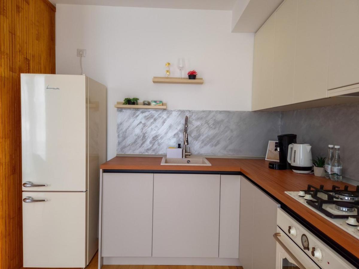 Apartment Blue Royale Bucharest