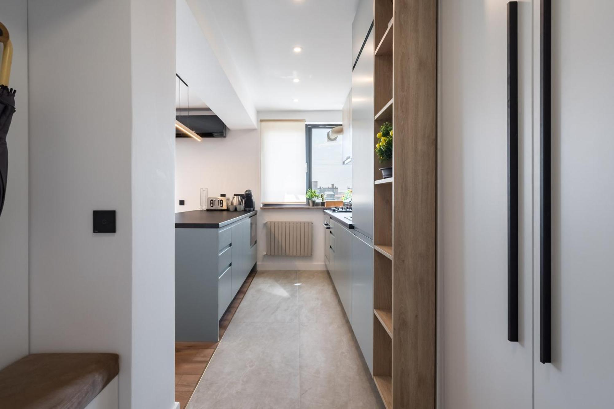 Oasis Romana Square * Bucureşti