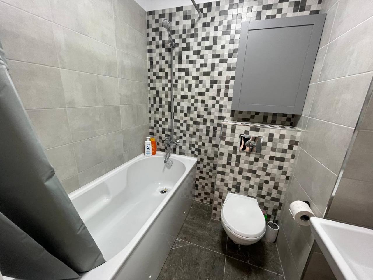 Moghioros C3 Apartamento *
