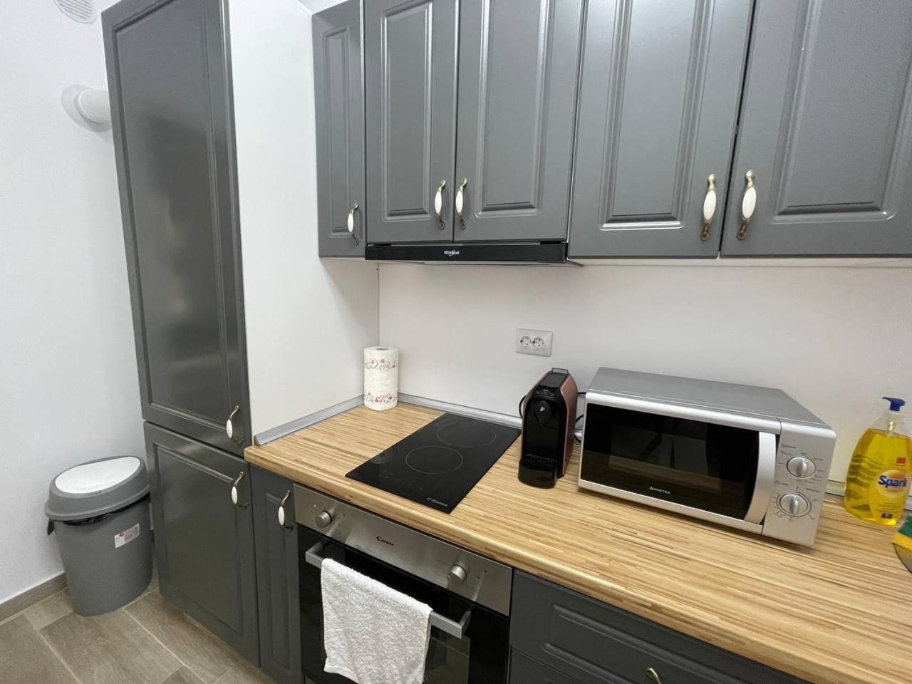 Moghioros C3 Apartamento Bucareste