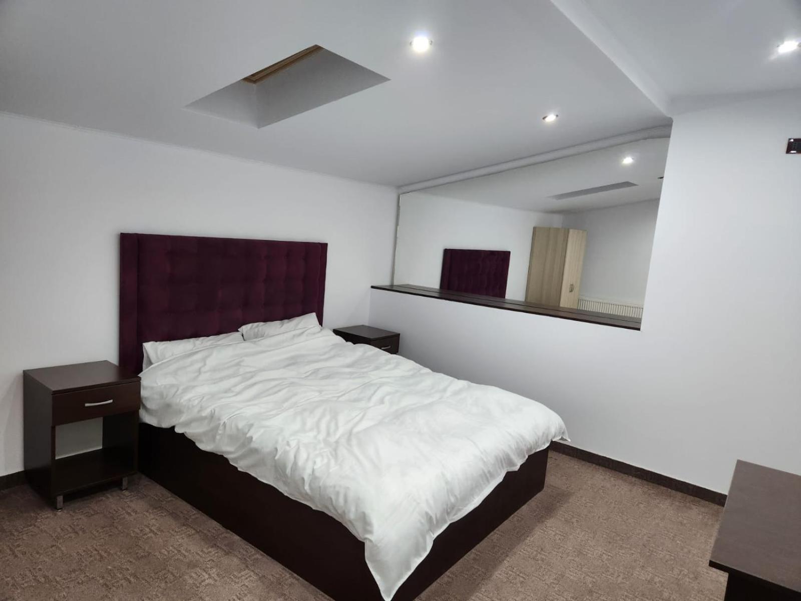 Bed & Breakfast Luxinn Bucharest