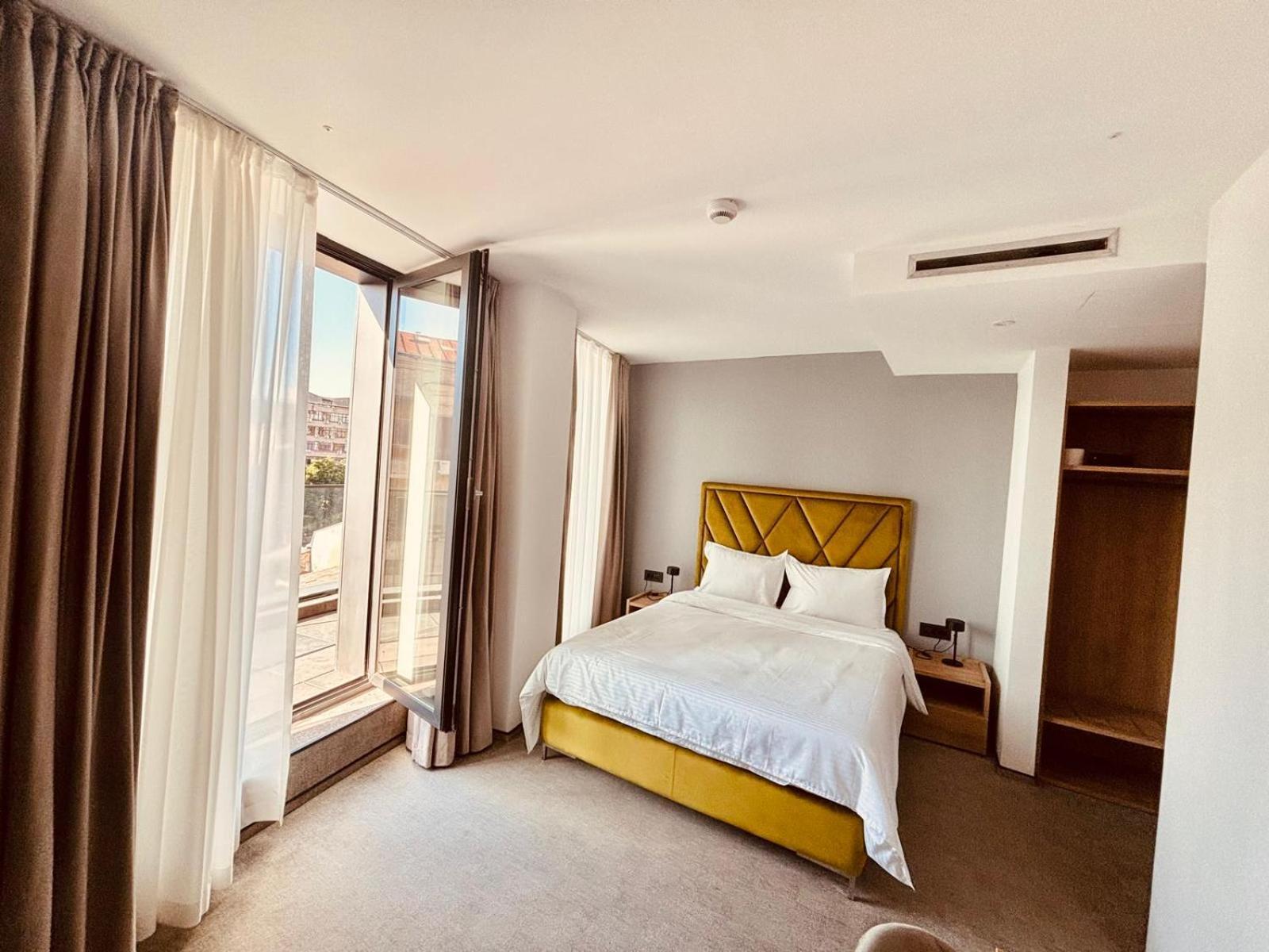 Cm111apparthotel 3*