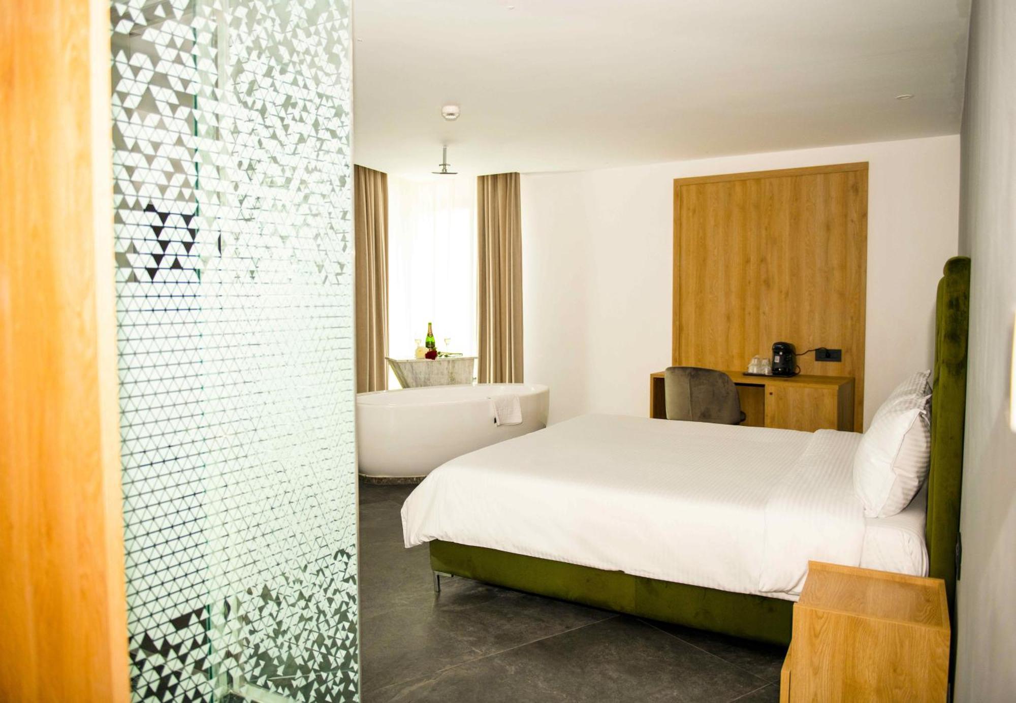 Cm111apparthotel Bucharest