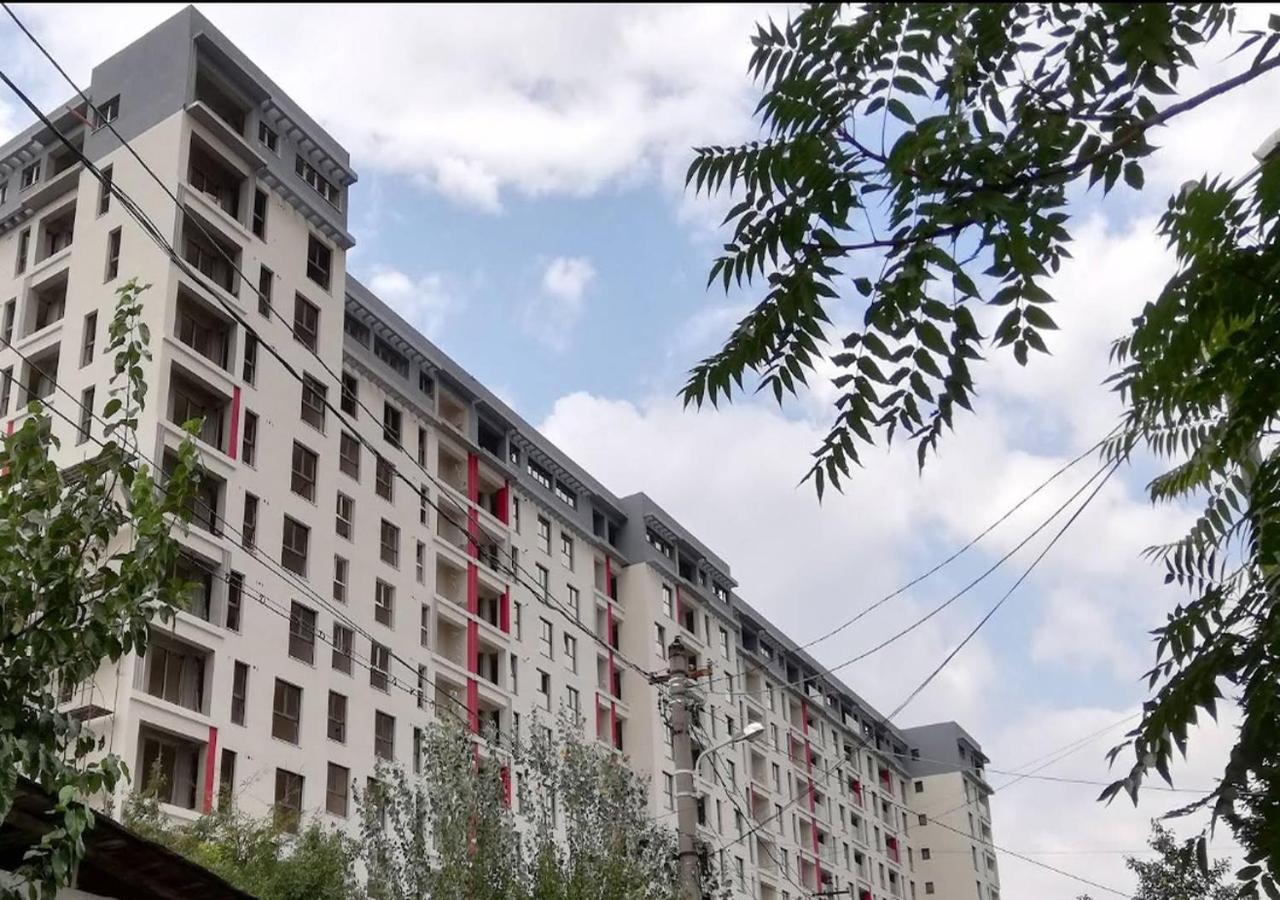 Apartament Elegant With Views - Prime Location - 02 *