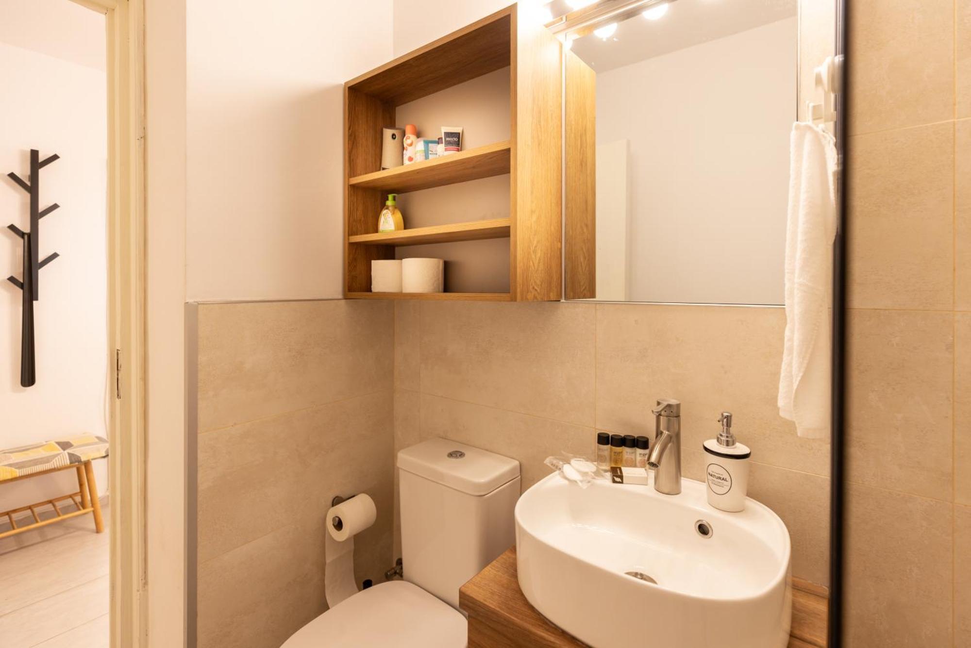 3br, 2 Bath - Ideal For Families Groups Apartment
