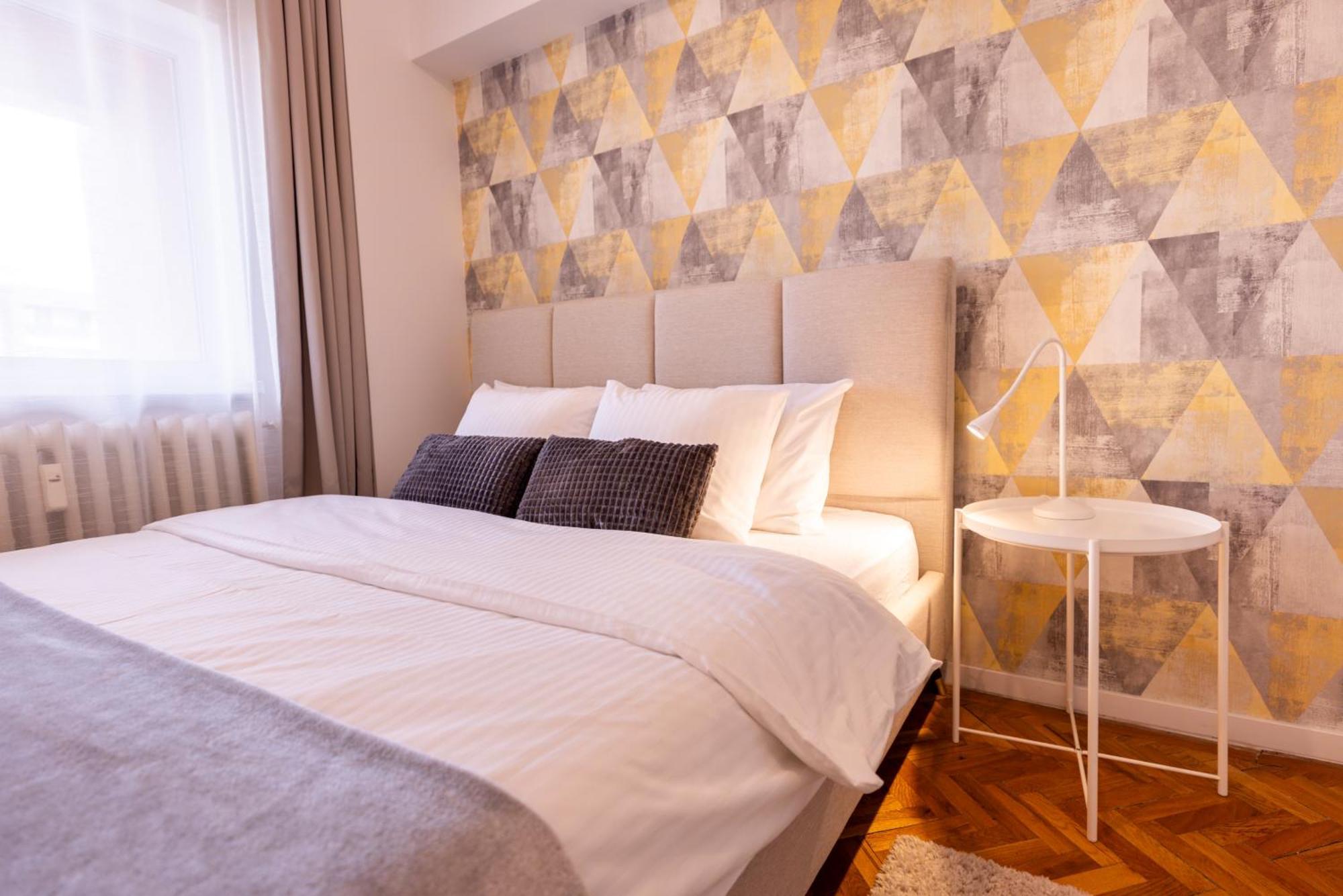 3br, 2 Bath - Ideal For Families Groups Apartment *