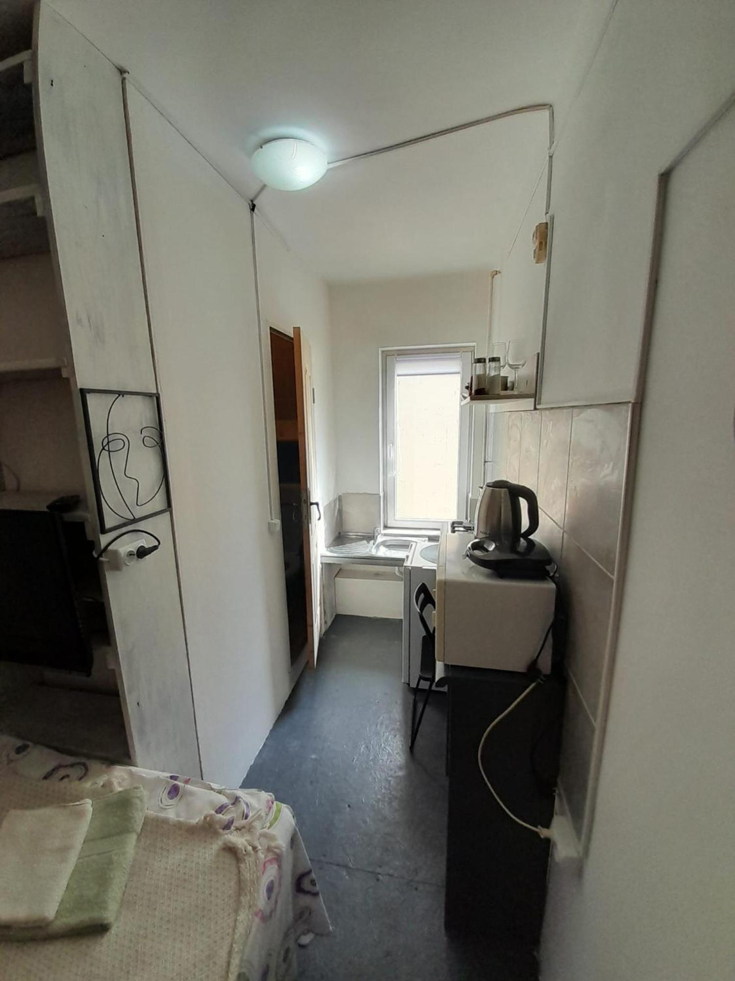 Mini 2 Aproape De Centru Apartamento