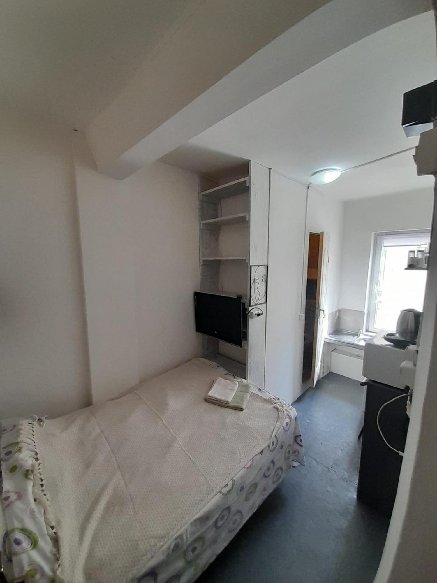 Mini 2 Aproape De Centru Apartamento *