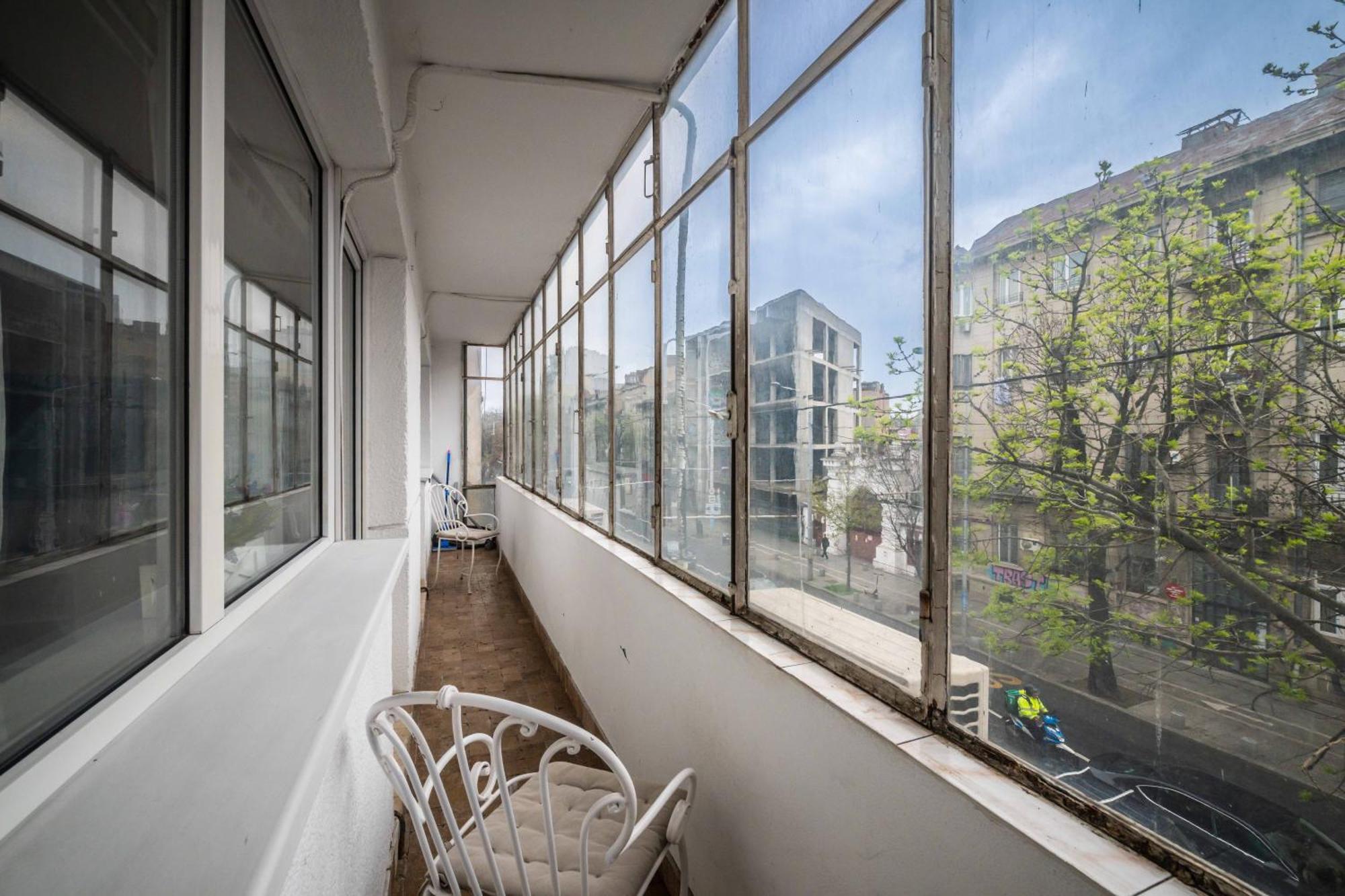 Cismigiu With Balcony & View * Bucharest