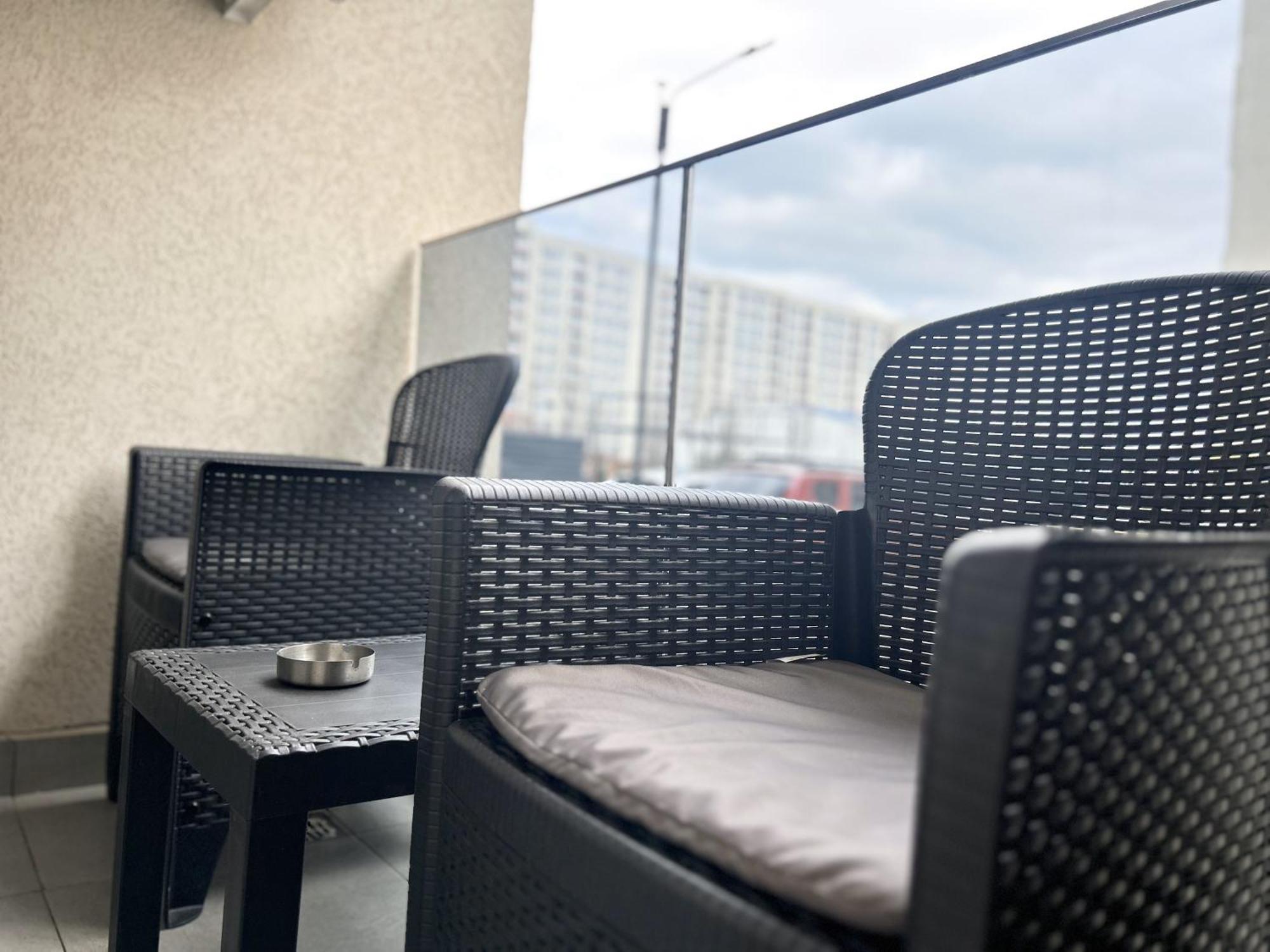 Modern - Near Plaza Mall With Balcony Bucharest
