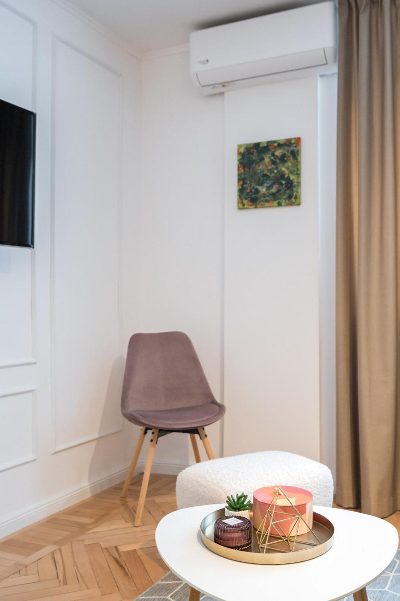 Charming Little Paris Apartment