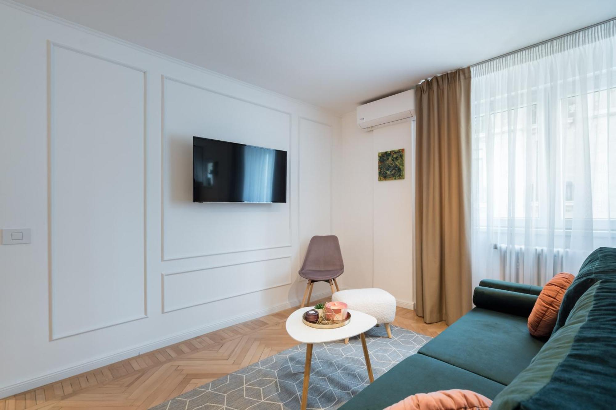 Apartment Charming Little Paris *
