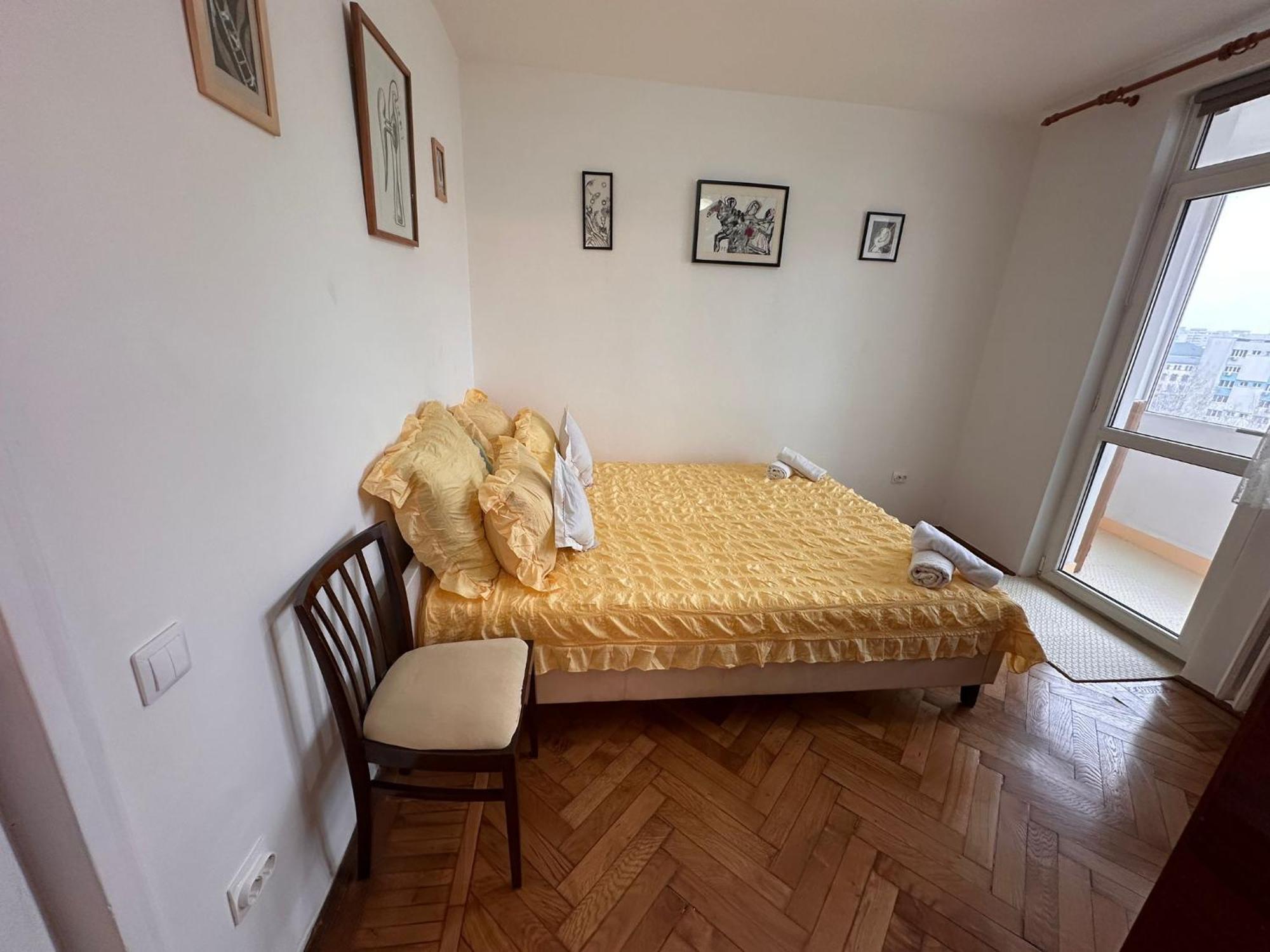 Charming Flat With Winter Garden Blending Classical Elegance And Modern Comfort *