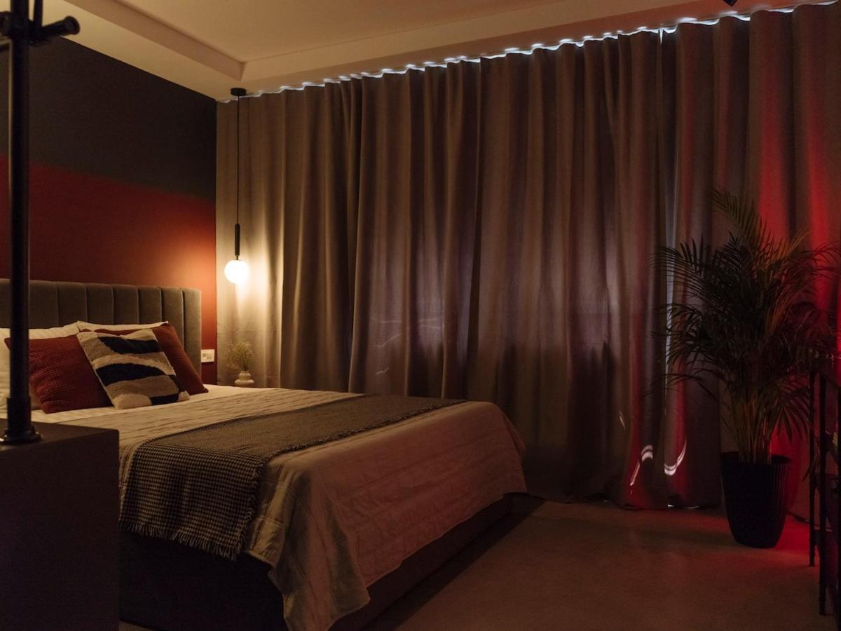Charming - Location Near Old Town Bucharest