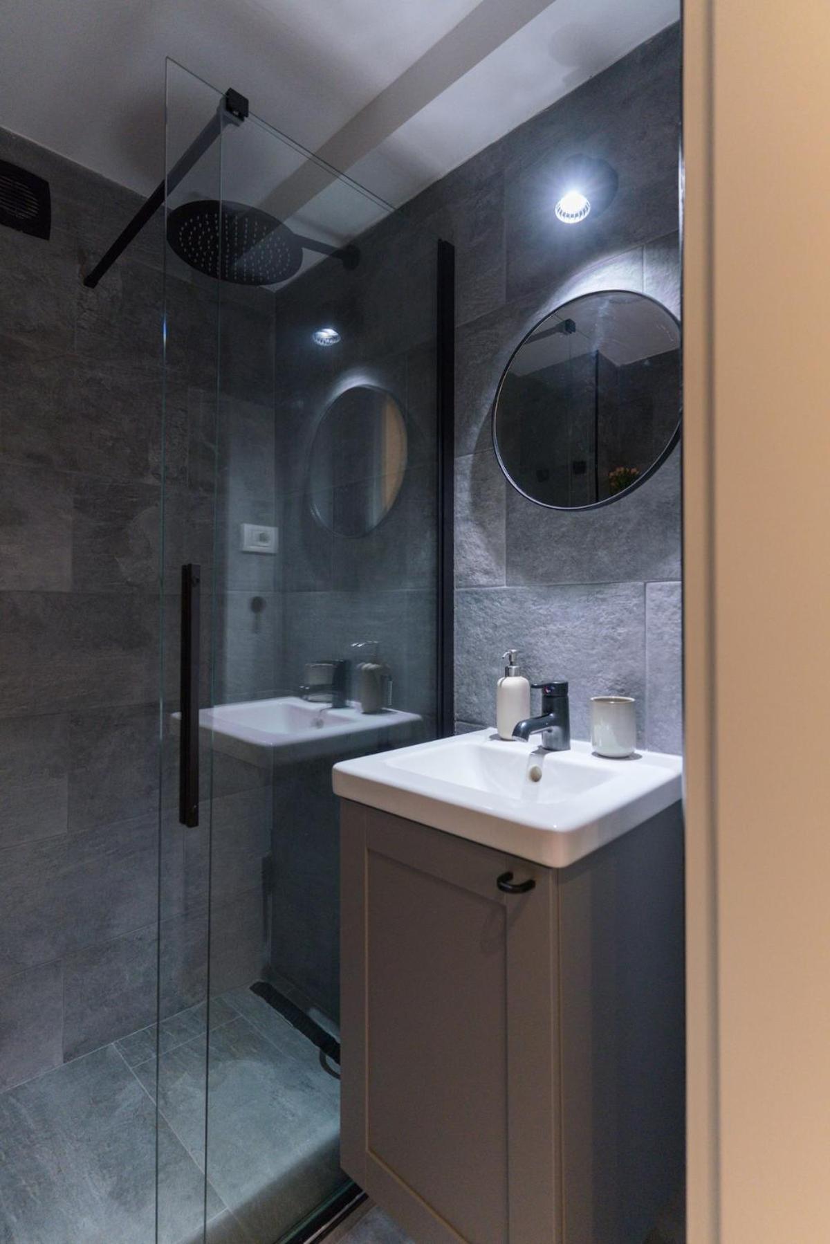 Charming & 1br * Bucharest