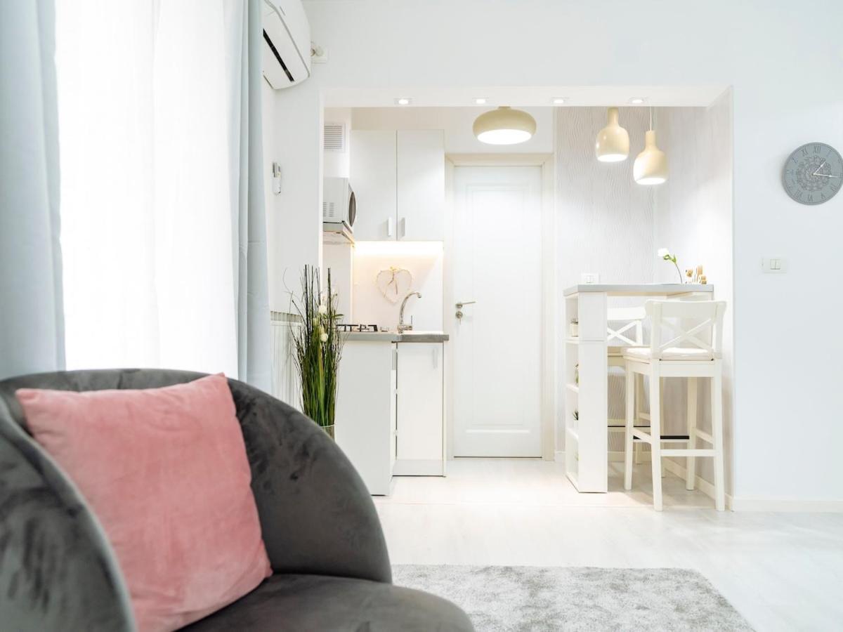 Apartment Old Town Bright By Bca