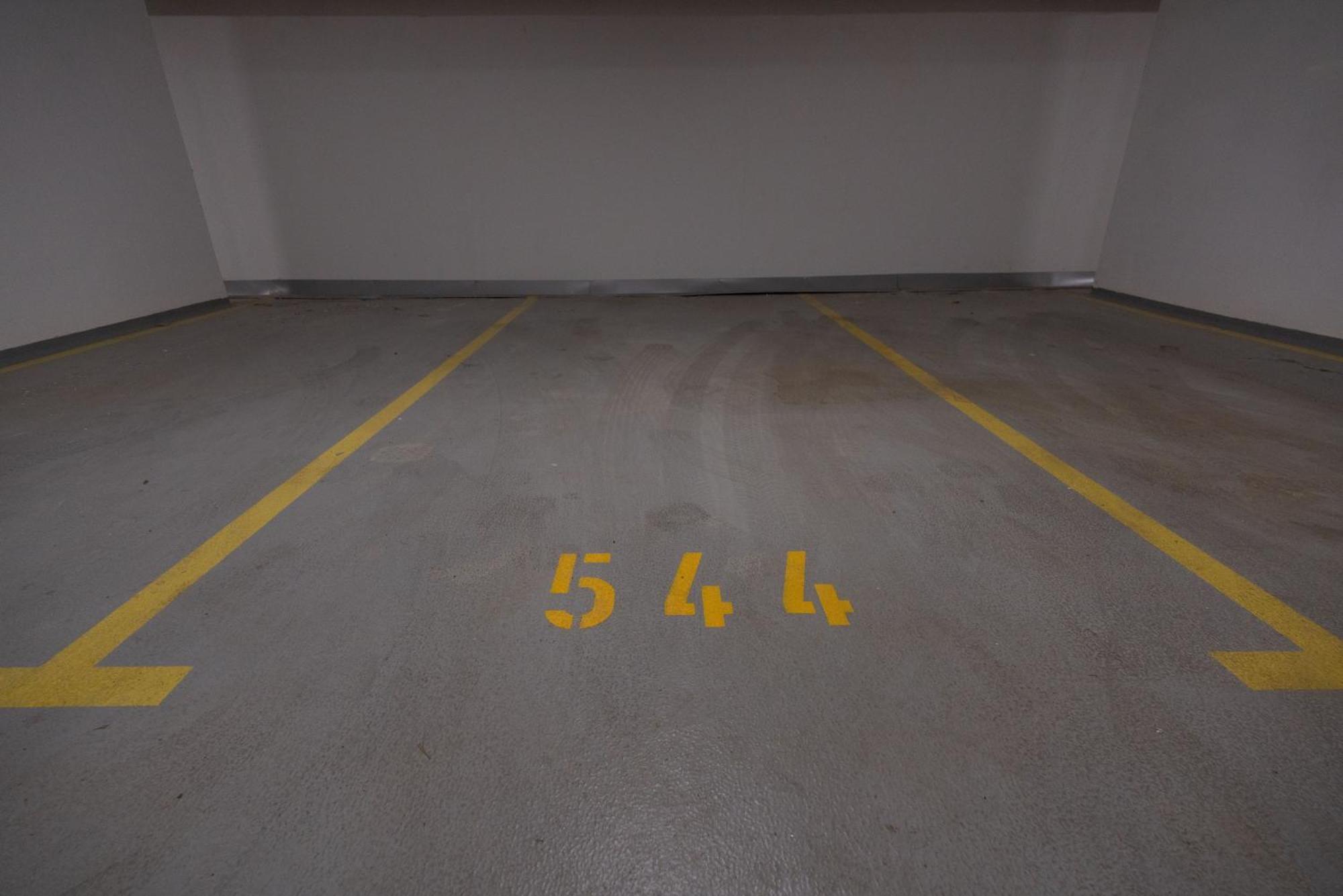 Apartamento Soni Exclusive Plaza With Private Parking & Self Check-in