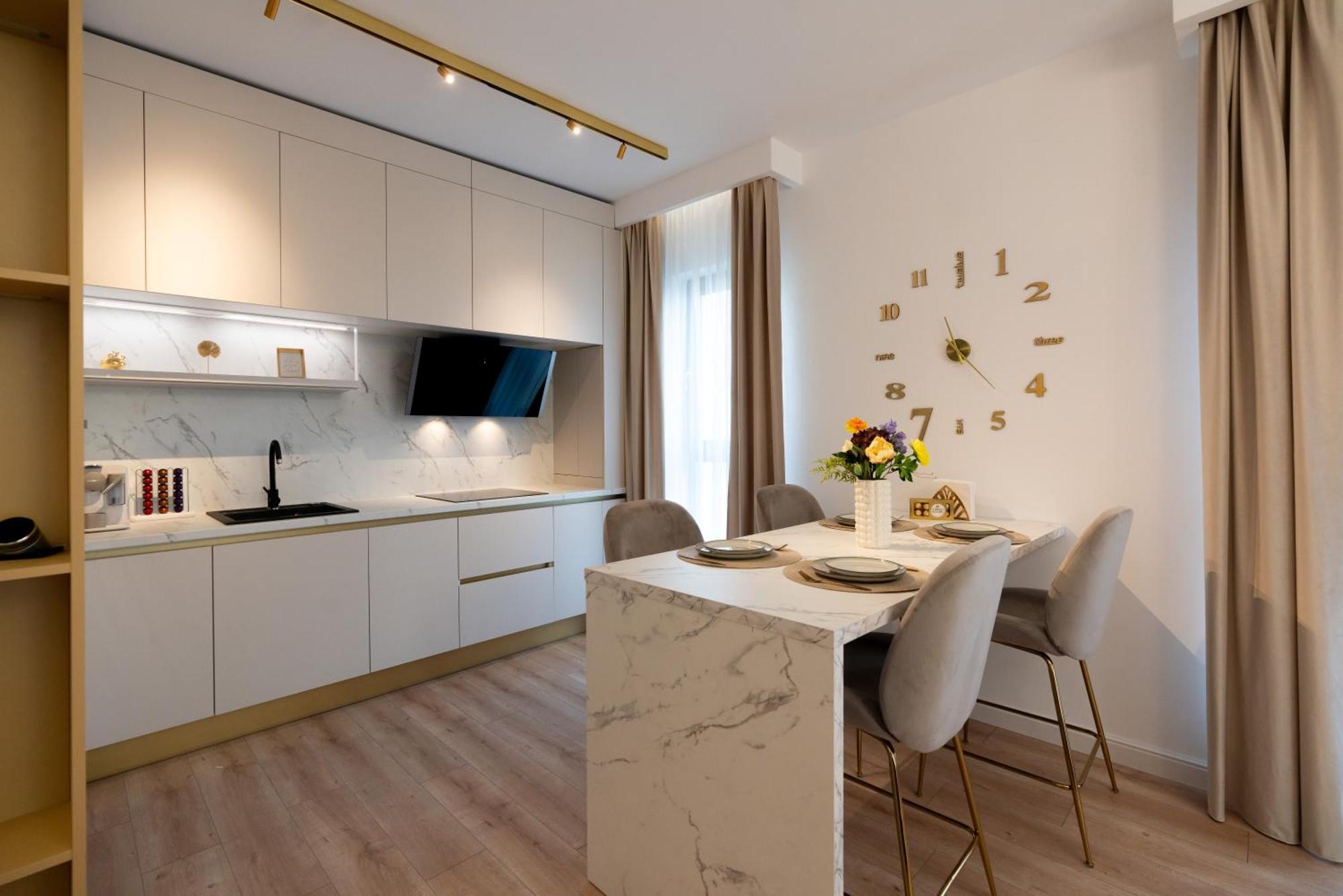 Soni Exclusive Plaza With Private Parking & Self Check-in Apartamento *