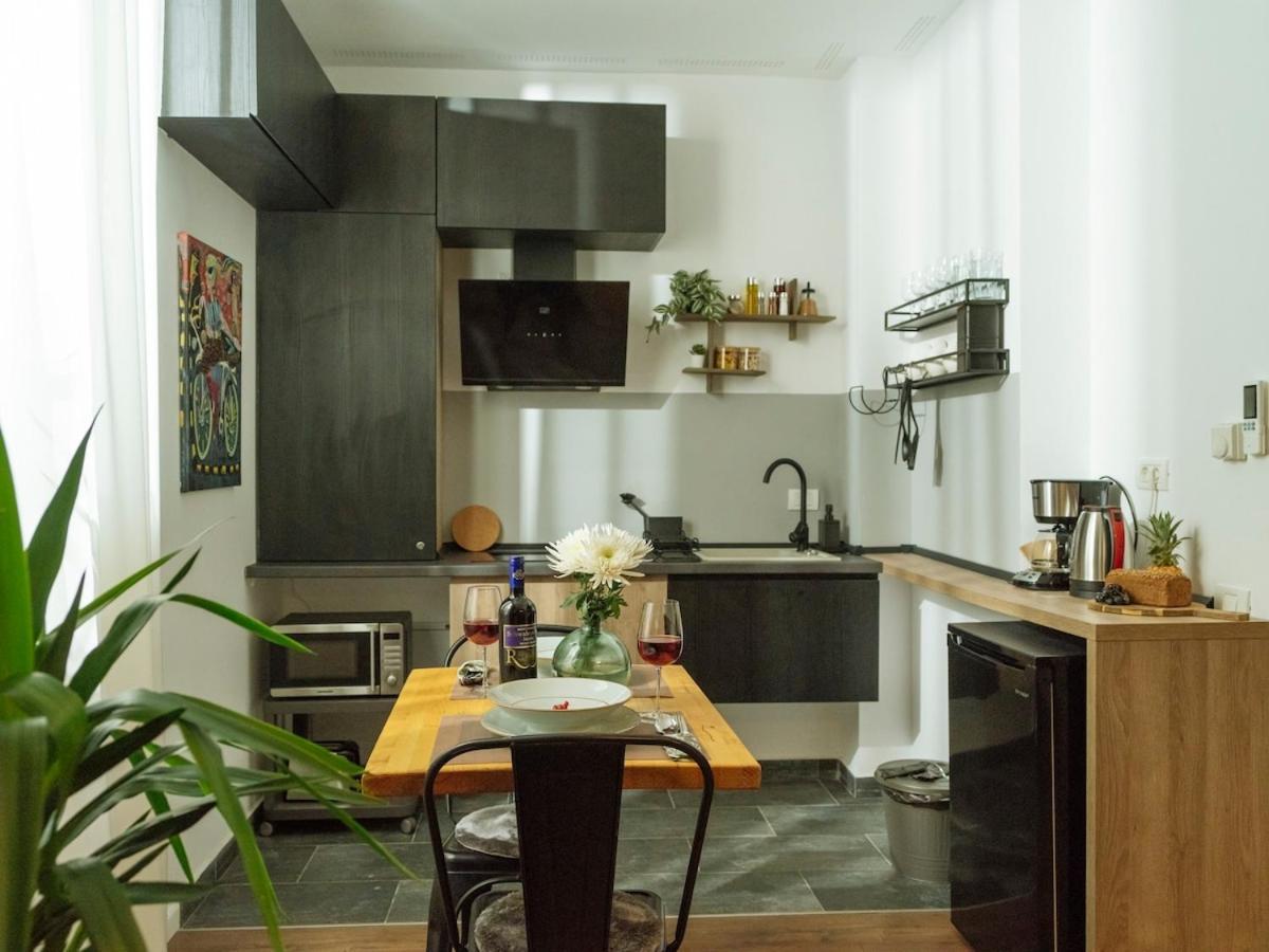 20 - New Building & Parking Apartment *