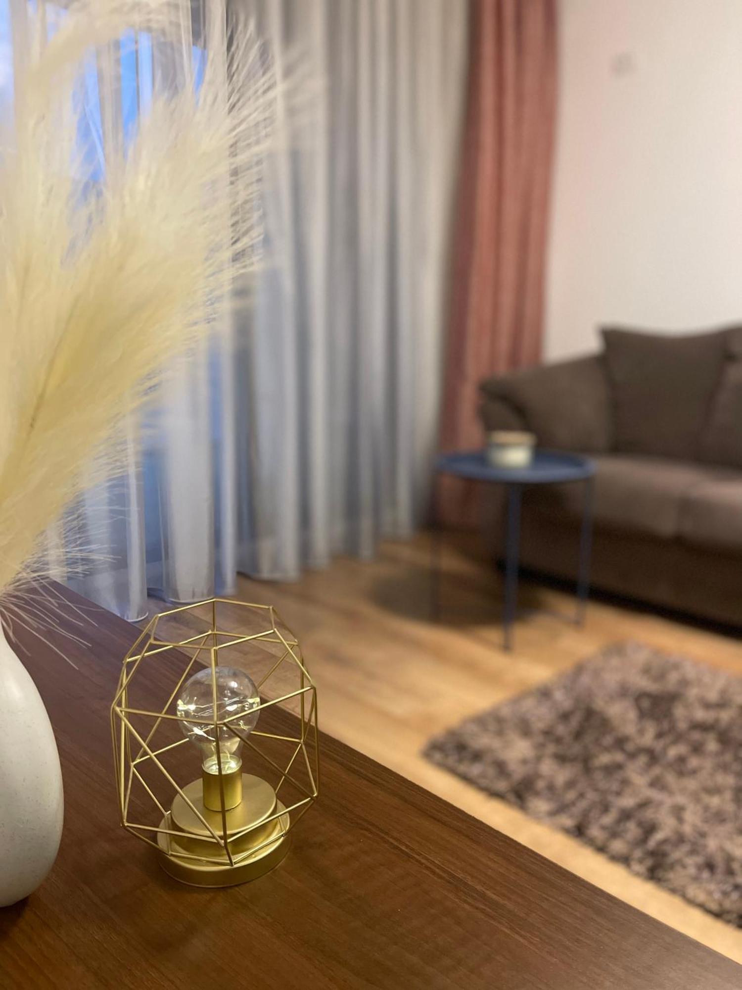 Grozavesti Luxury 1br Apartment Bucharest