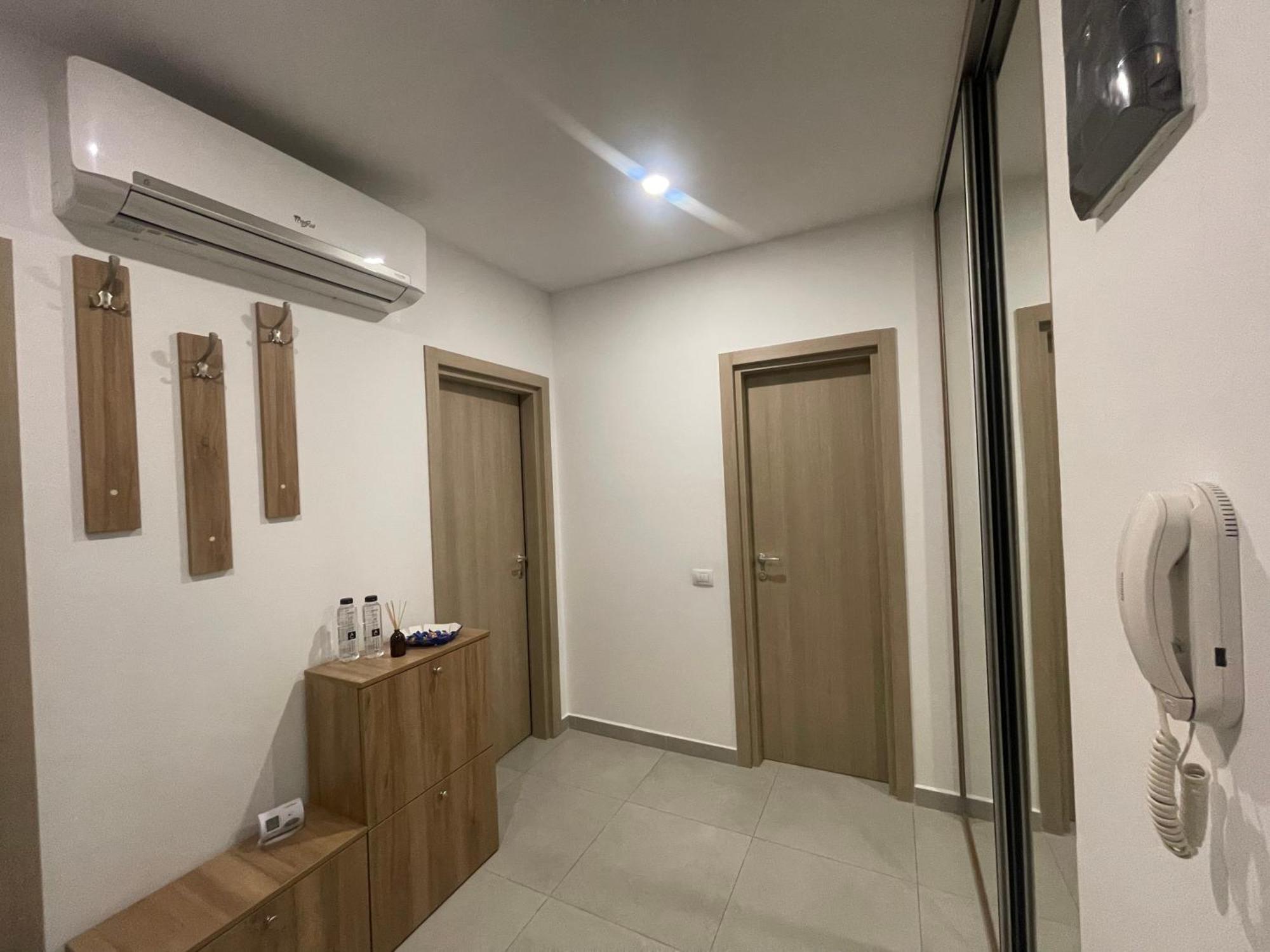 Grozavesti Luxury 1br Apartment *