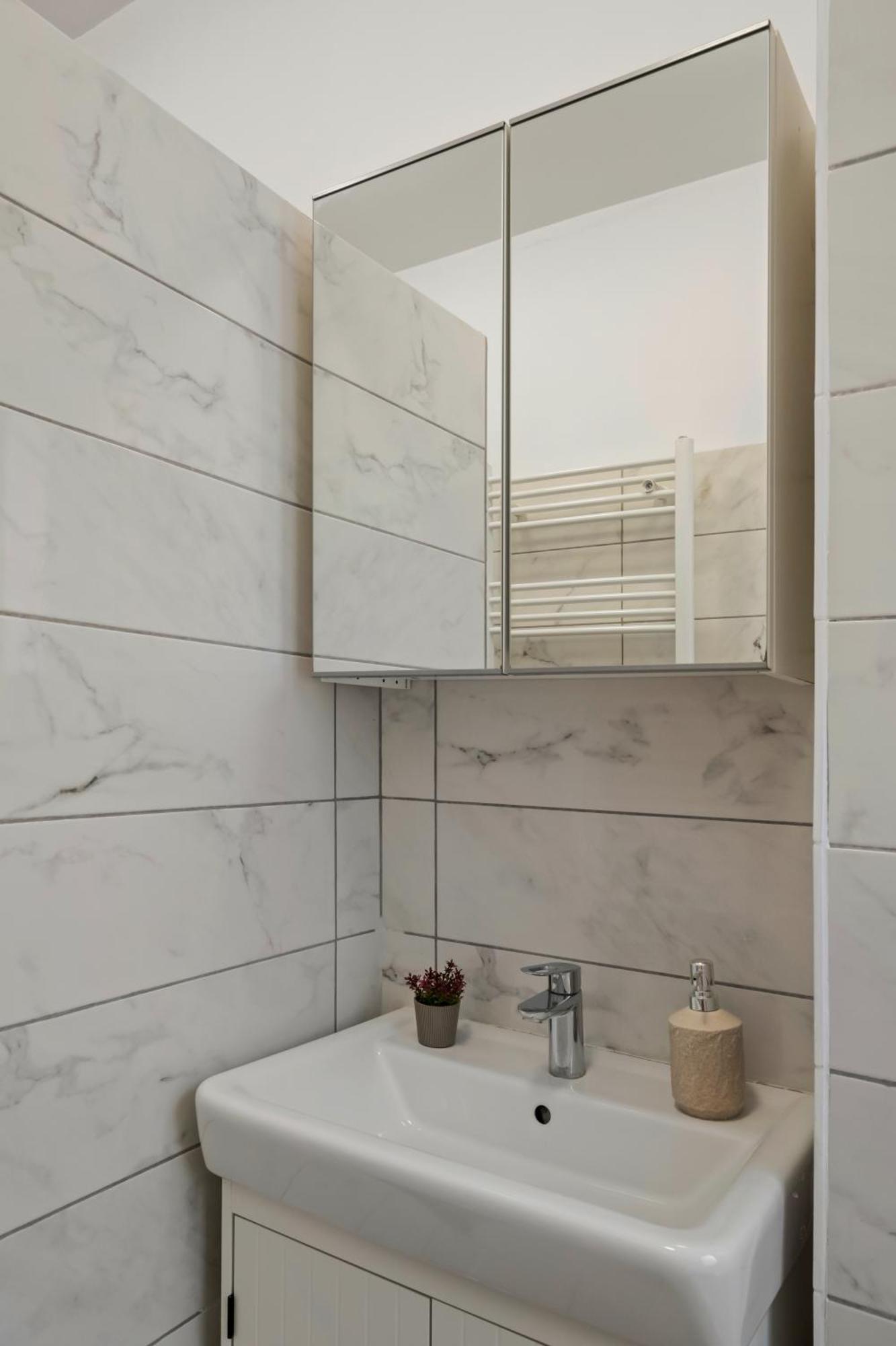 Scandinav 2bdr Piata Romana Bucharest