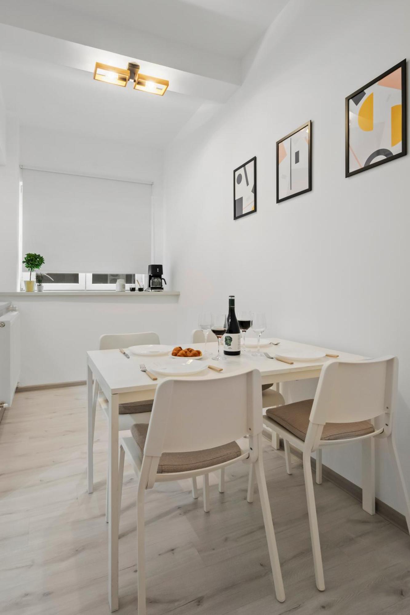 Scandinav 2bdr Piata Romana Bucharest