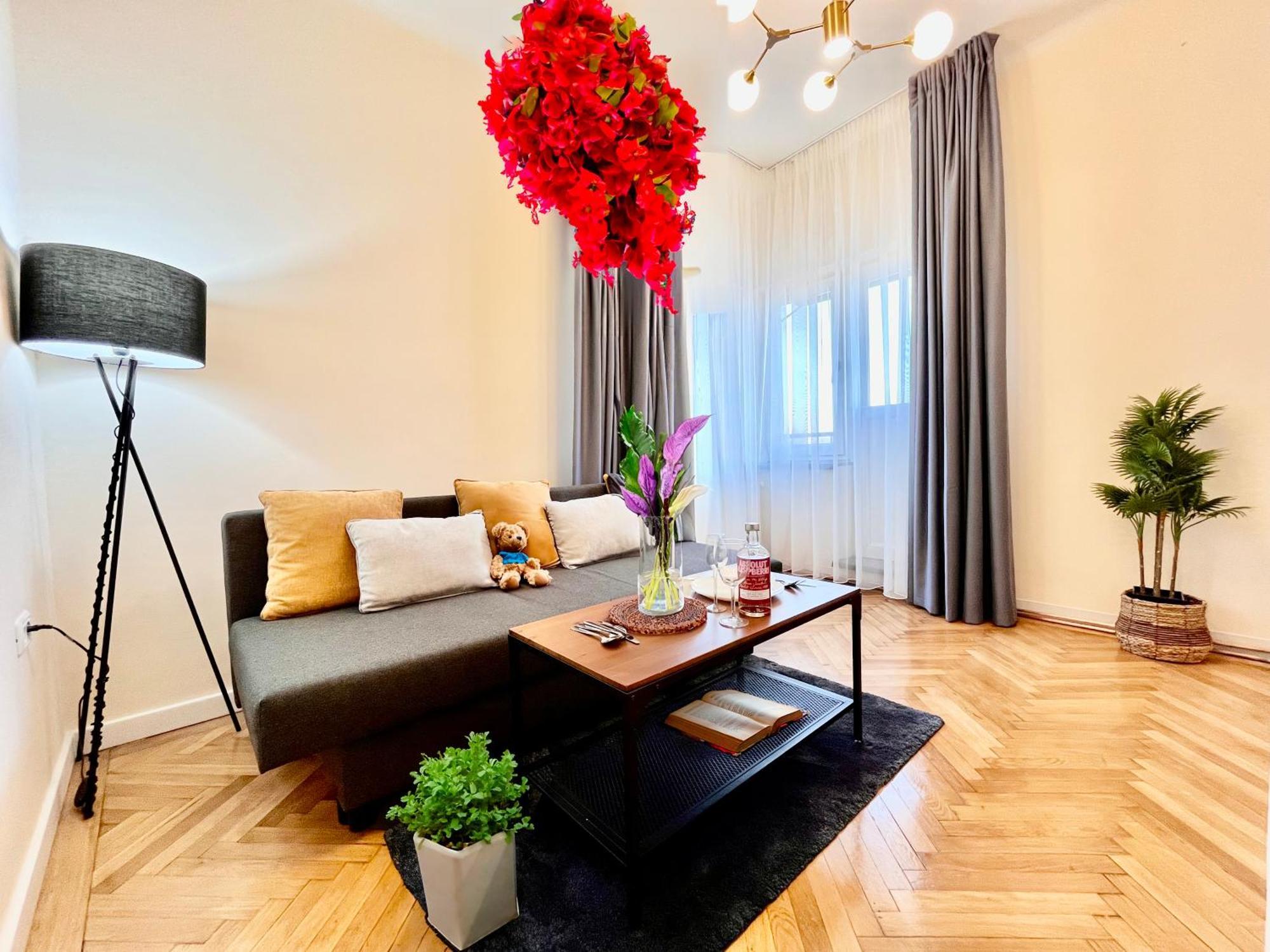 Woodie - Chic Retreat By Piata Unirii Bucharest