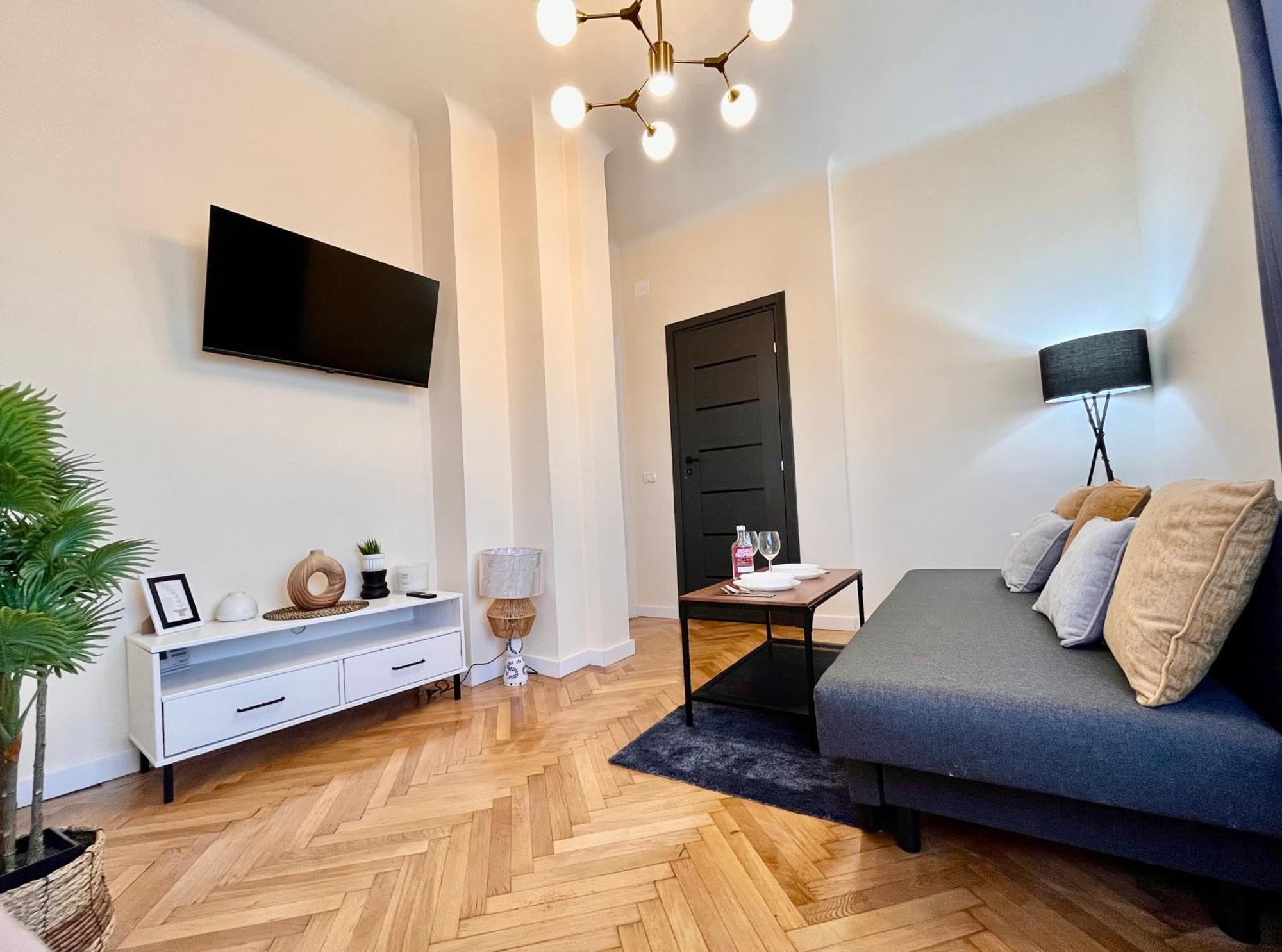 Woodie - Chic Retreat By Piata Unirii Apartment *