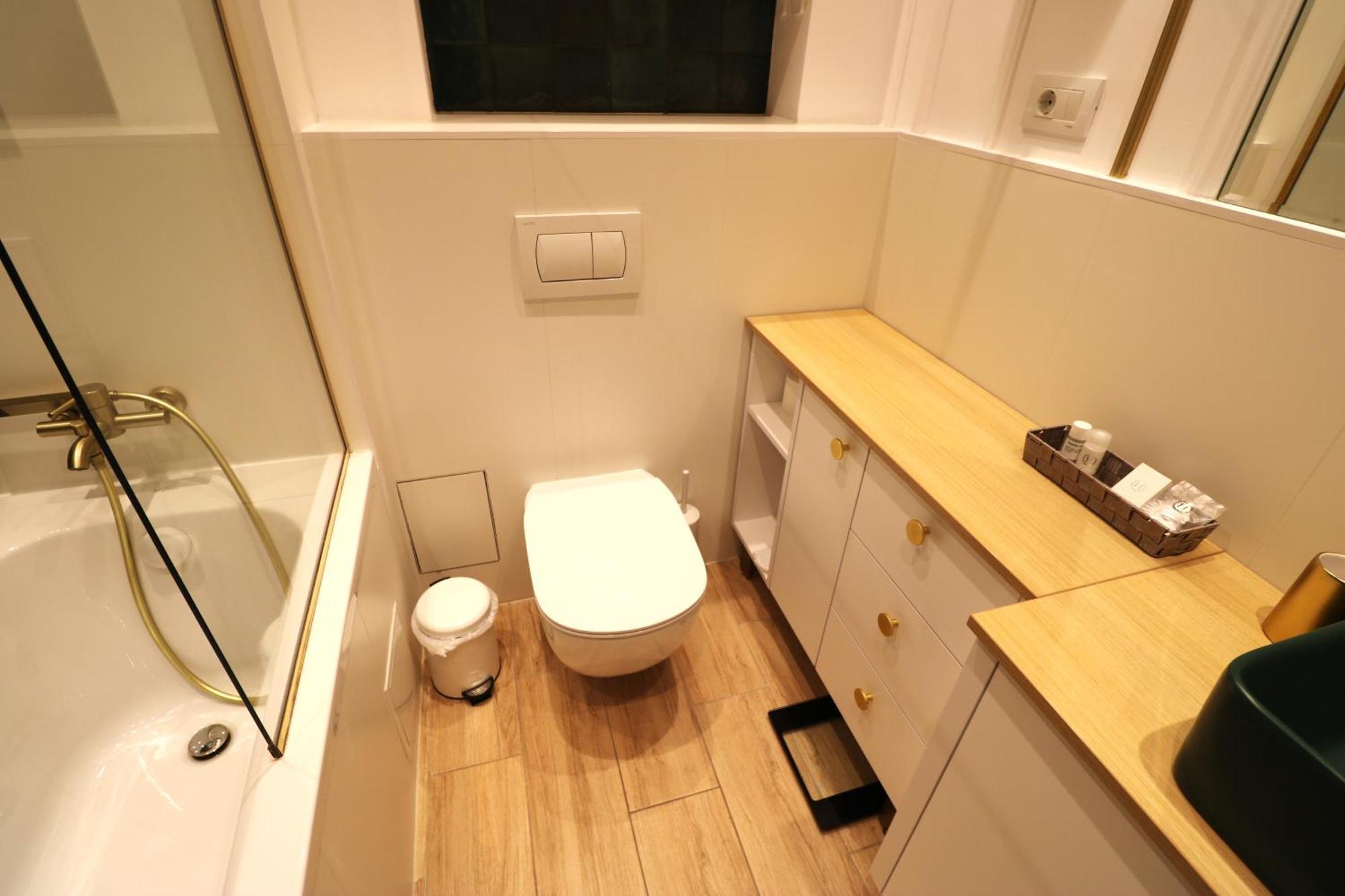 Deluxe Premium Old Town - Free Minibar Apartment Bucharest