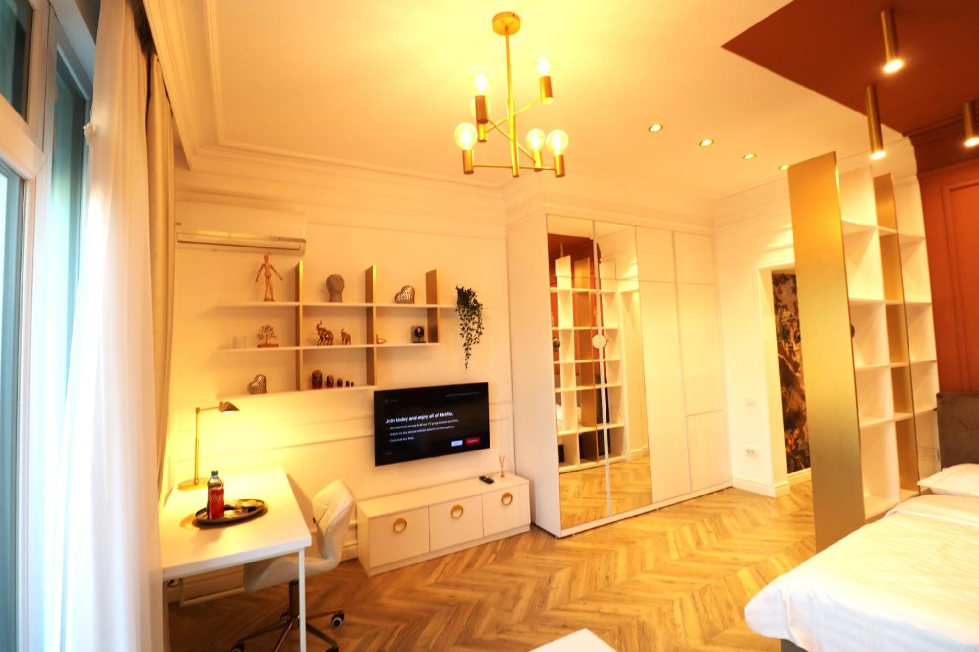 Deluxe Premium Old Town - Free Minibar *