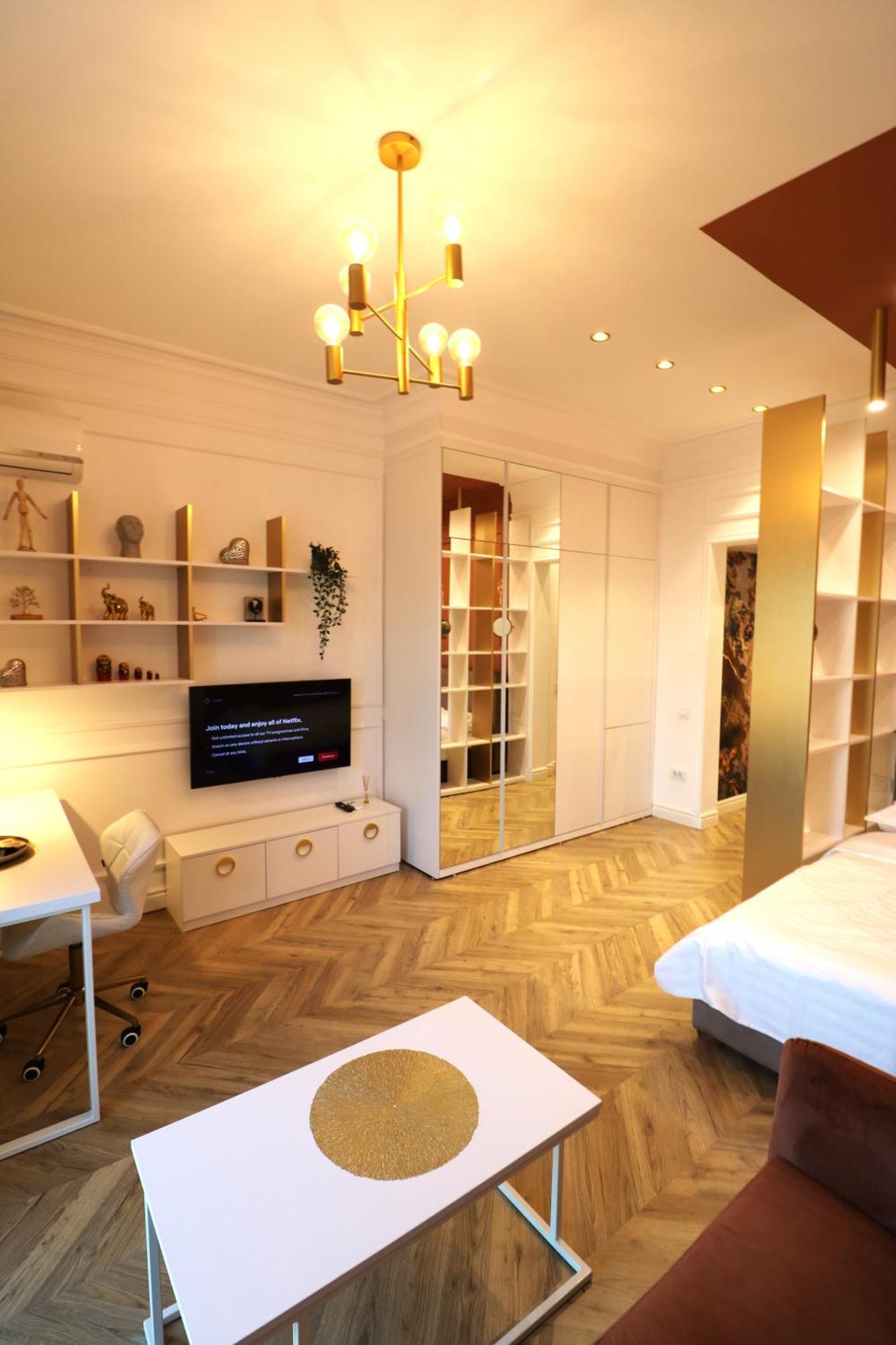 Apartment Deluxe Premium Old Town - Free Minibar *