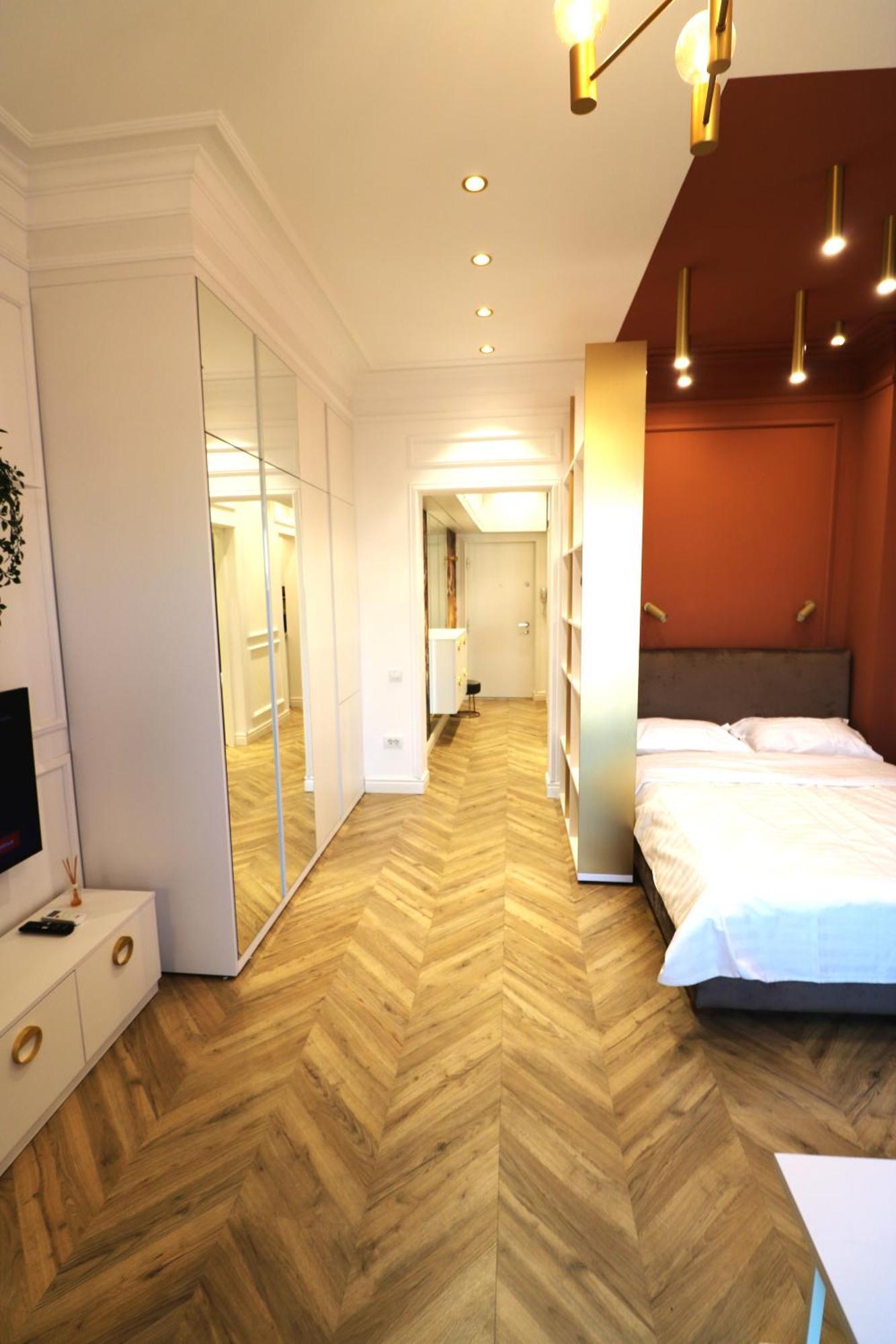 Deluxe Premium Old Town - Free Minibar Bucharest