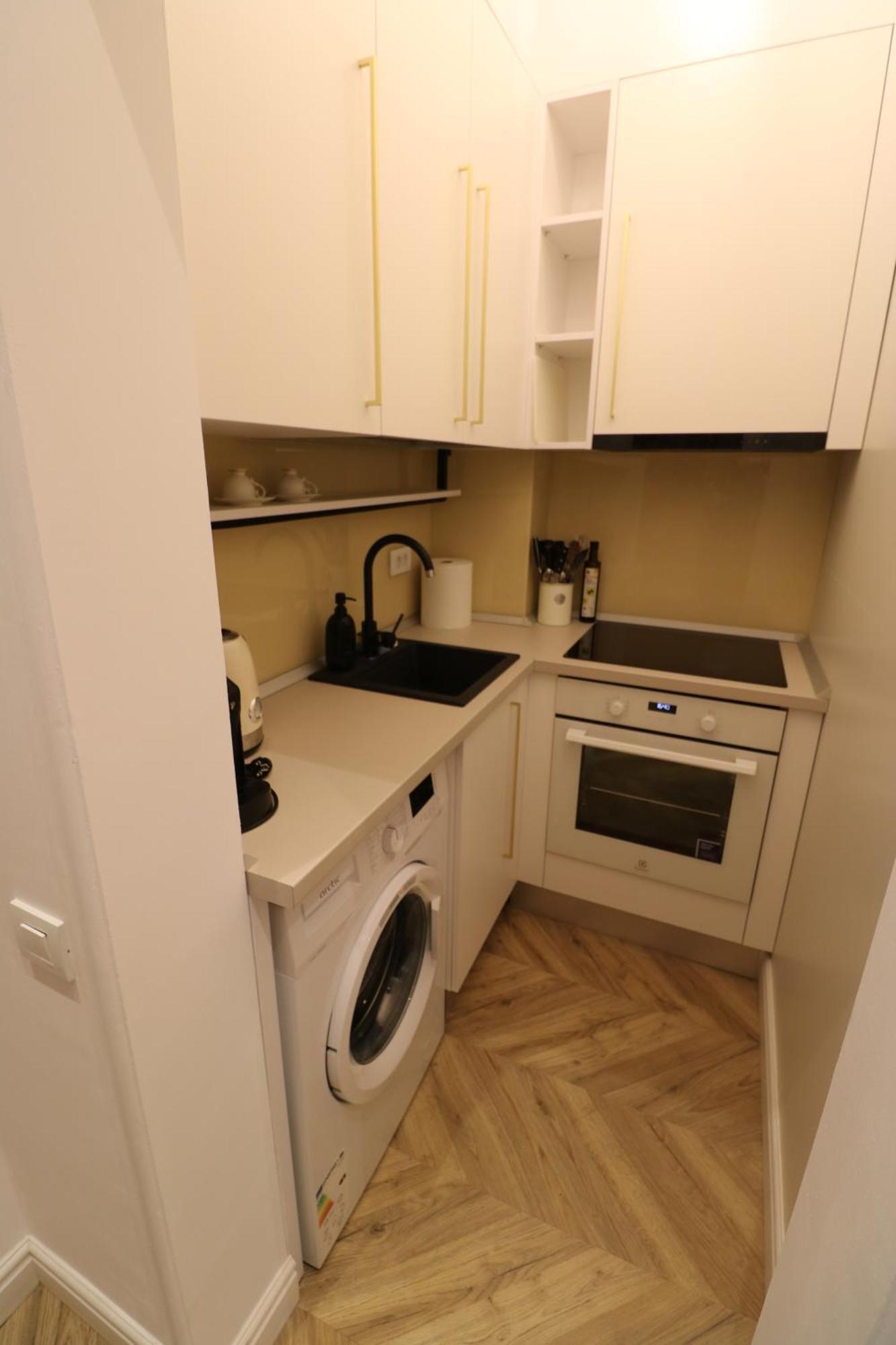 Deluxe Premium Old Town - Free Minibar Apartment *