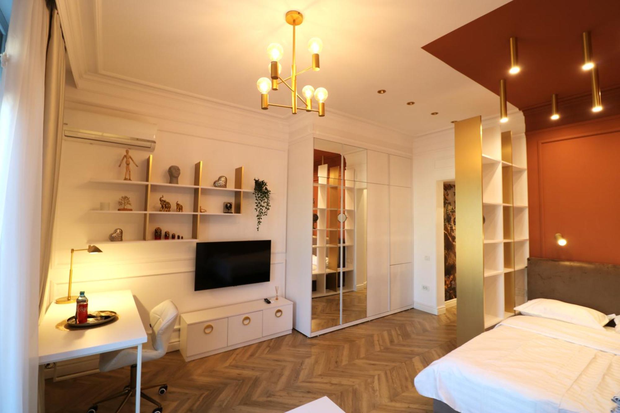 Deluxe Premium Old Town - Free Minibar